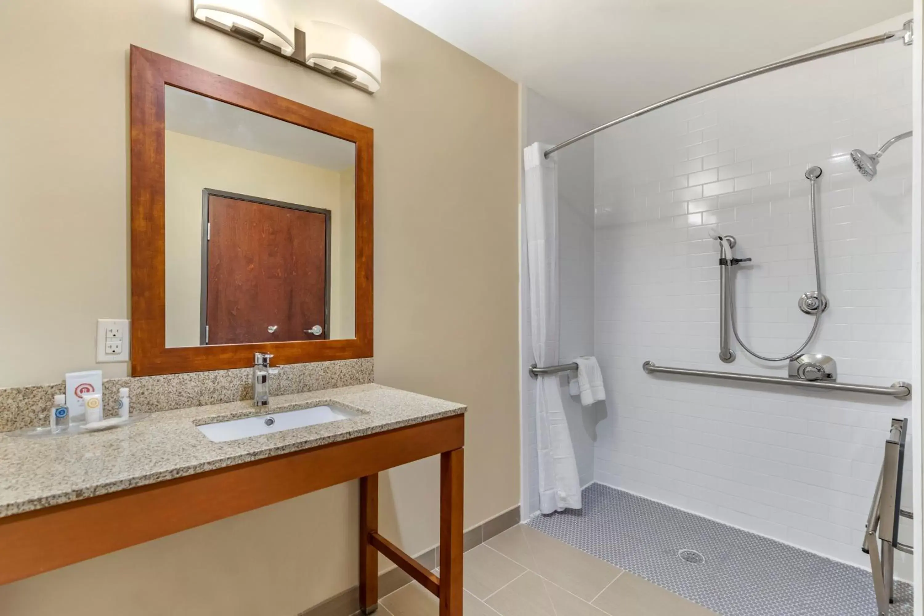 Queen Suite with Two Queen Beds - Accessible/Non-Smoking in Comfort Suites San Antonio Ft. Sam Houston/SAMMC Area
