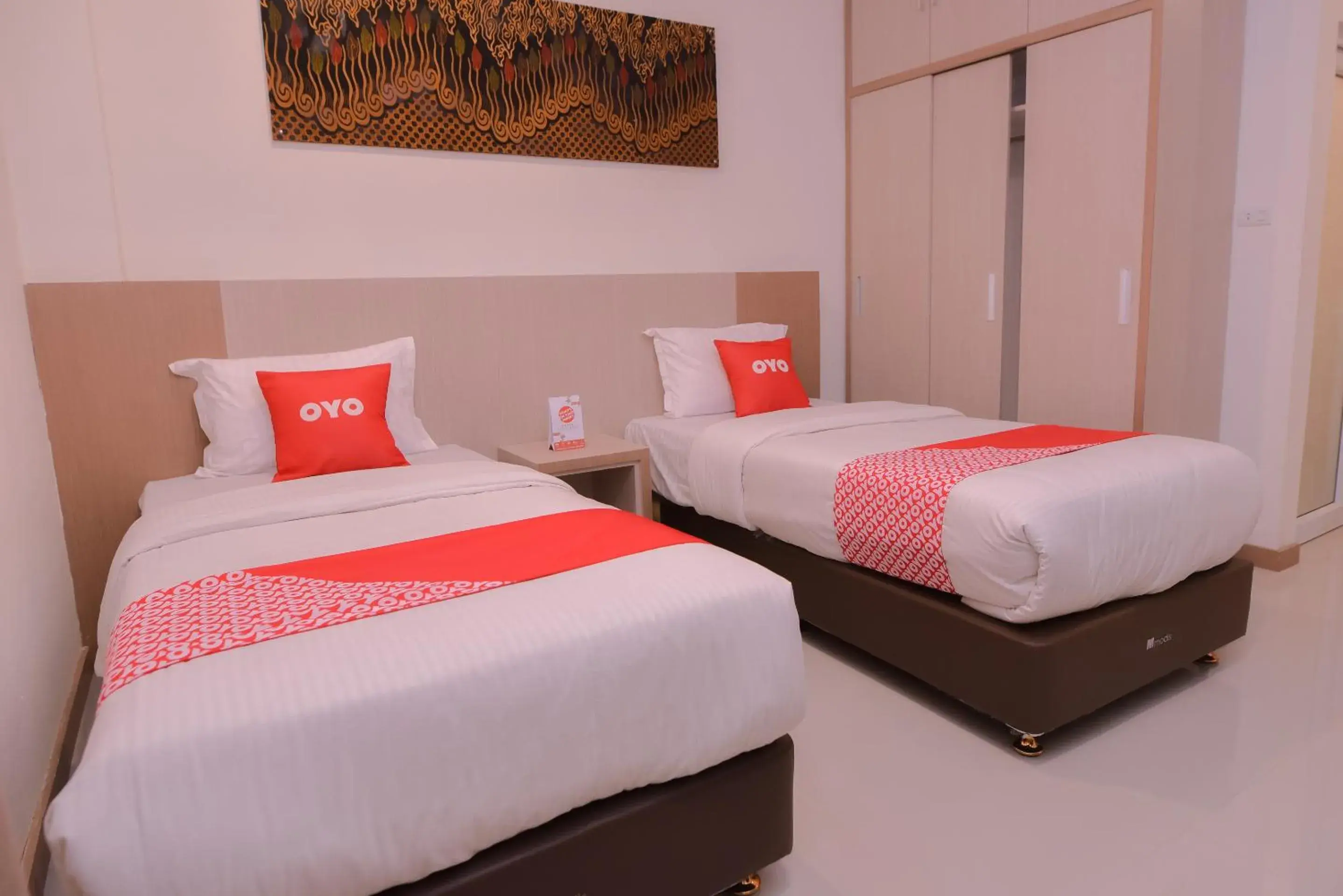 Bedroom, Bed in OYO 2018 Ring Road Guest House Syariah