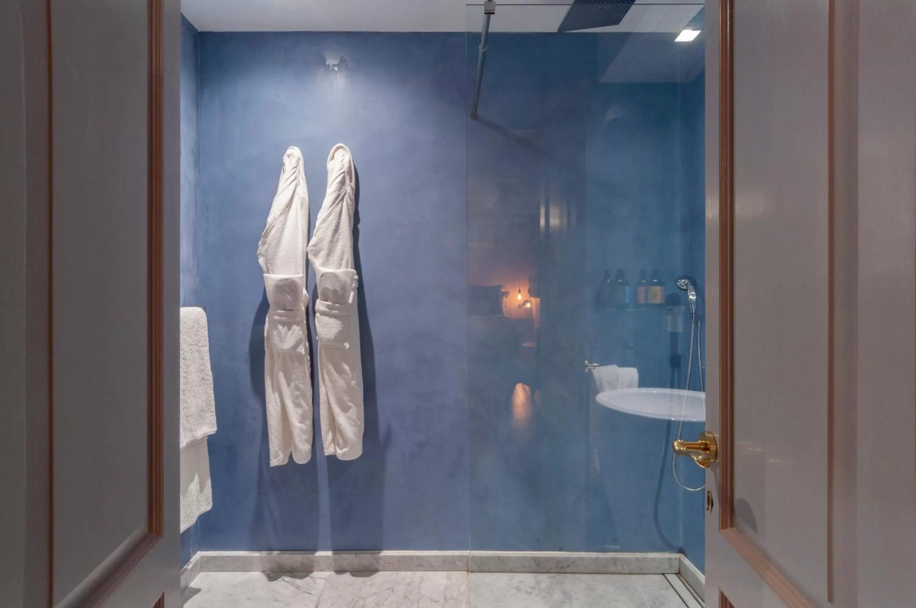 Bathroom in The Coleridge Boutique Hotel In Valletta