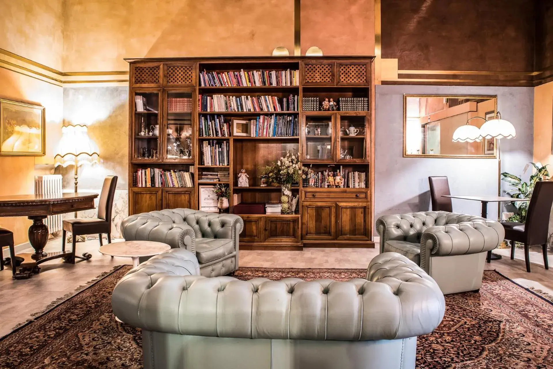 Lobby or reception, Library in Hotel Ala D'Oro