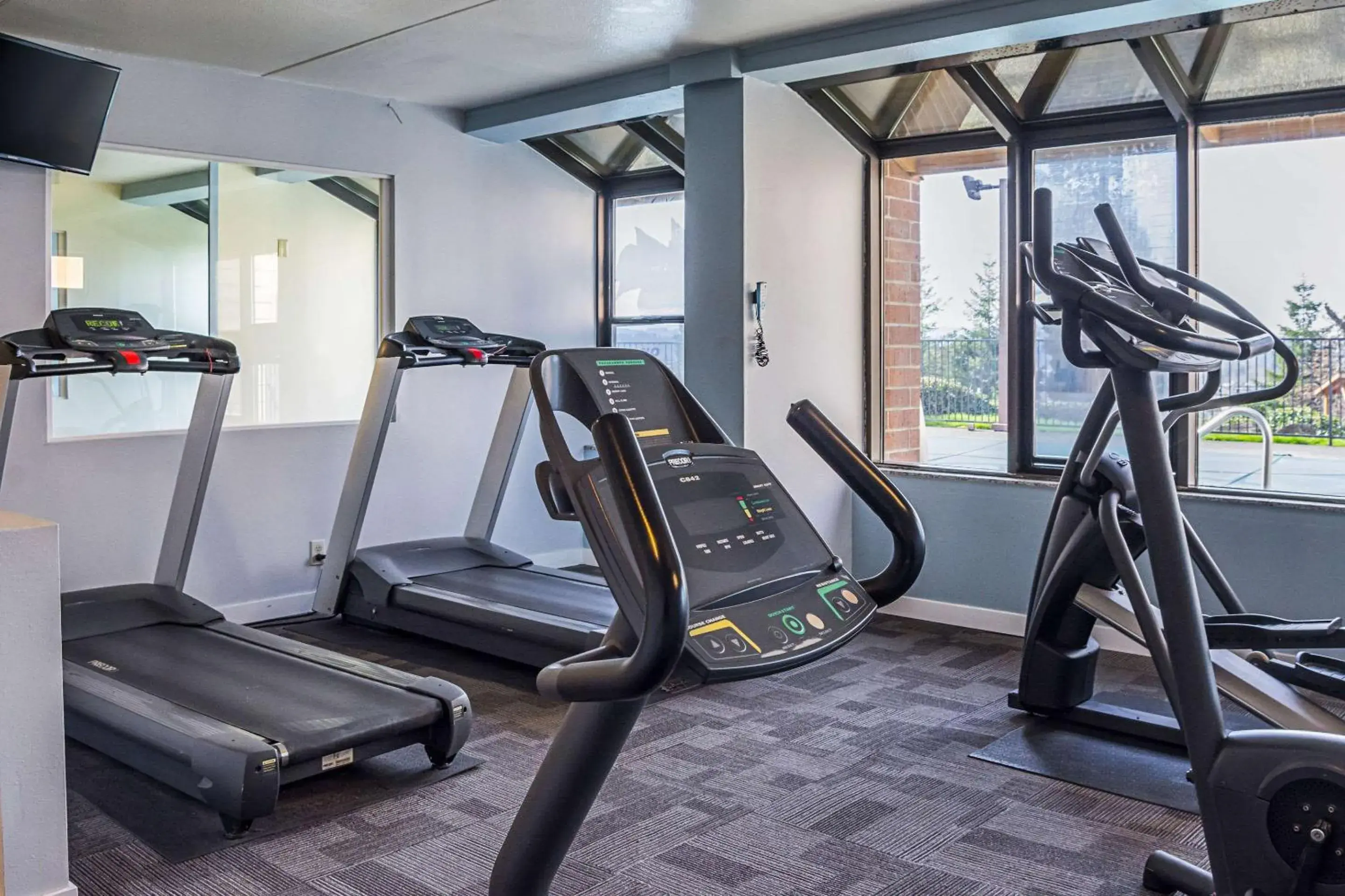 Fitness centre/facilities, Fitness Center/Facilities in Quality Inn & Suites Clackamas - Portland