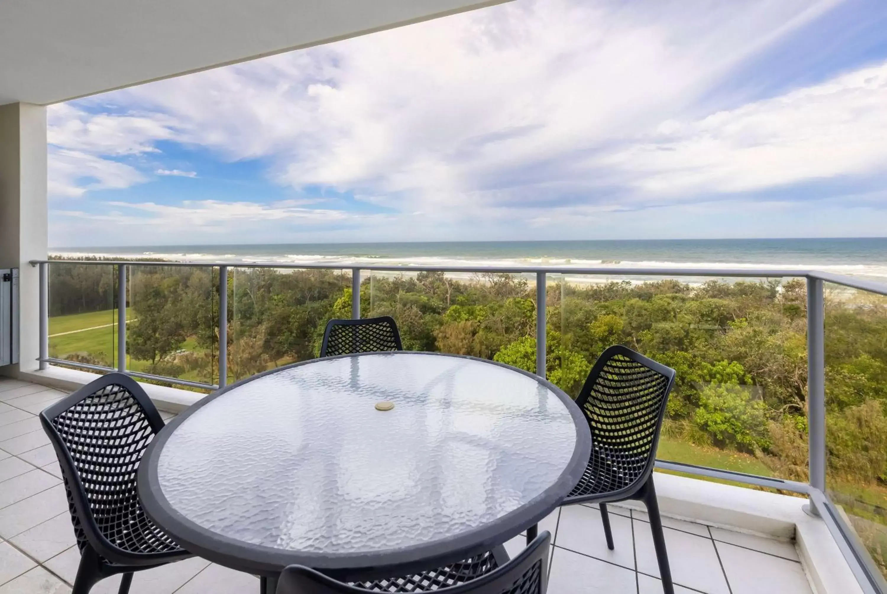 Photo of the whole room, Balcony/Terrace in Ramada By Wyndham Marcoola Beach