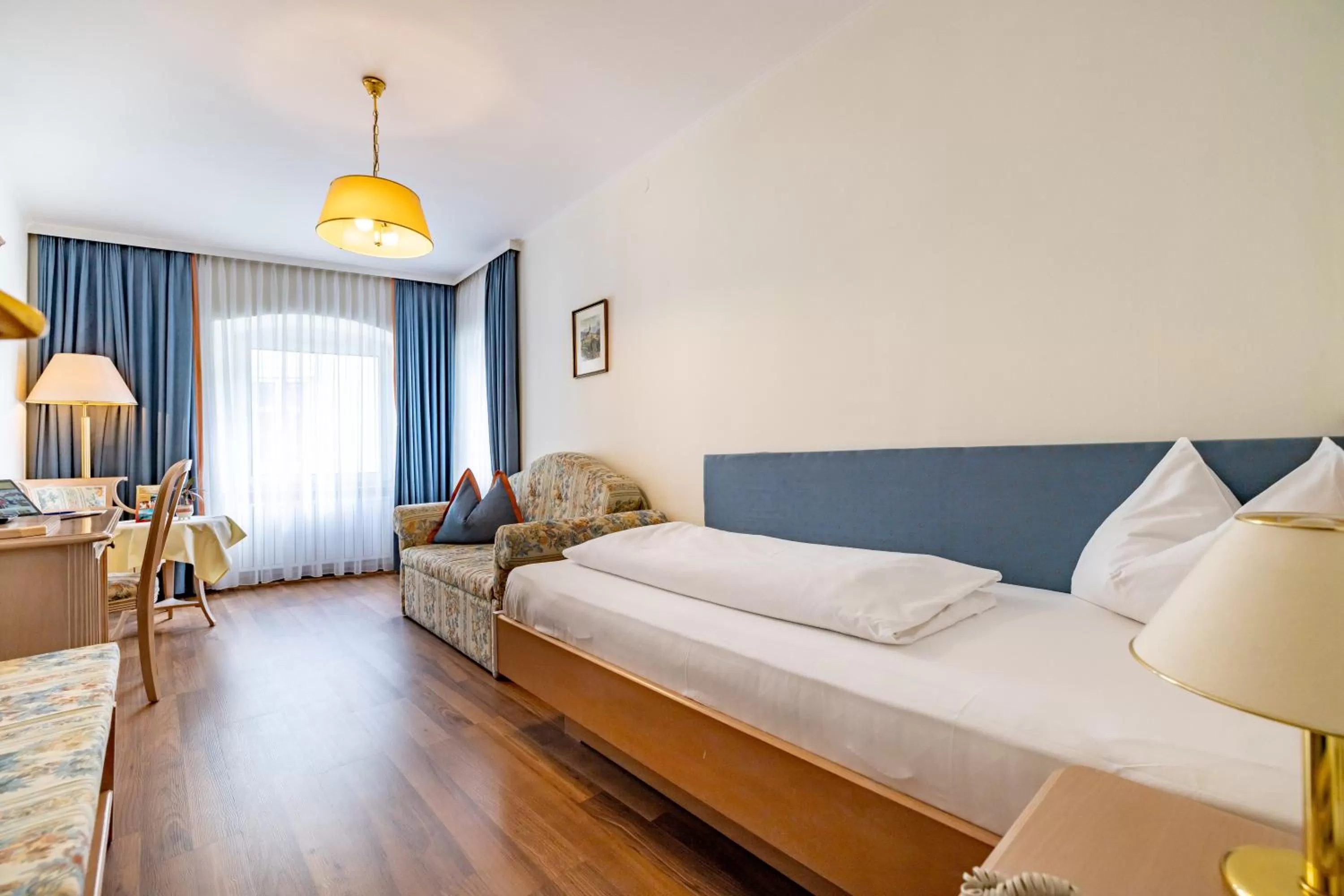 Photo of the whole room, Bed in Hotel-Restaurant Minichmayr