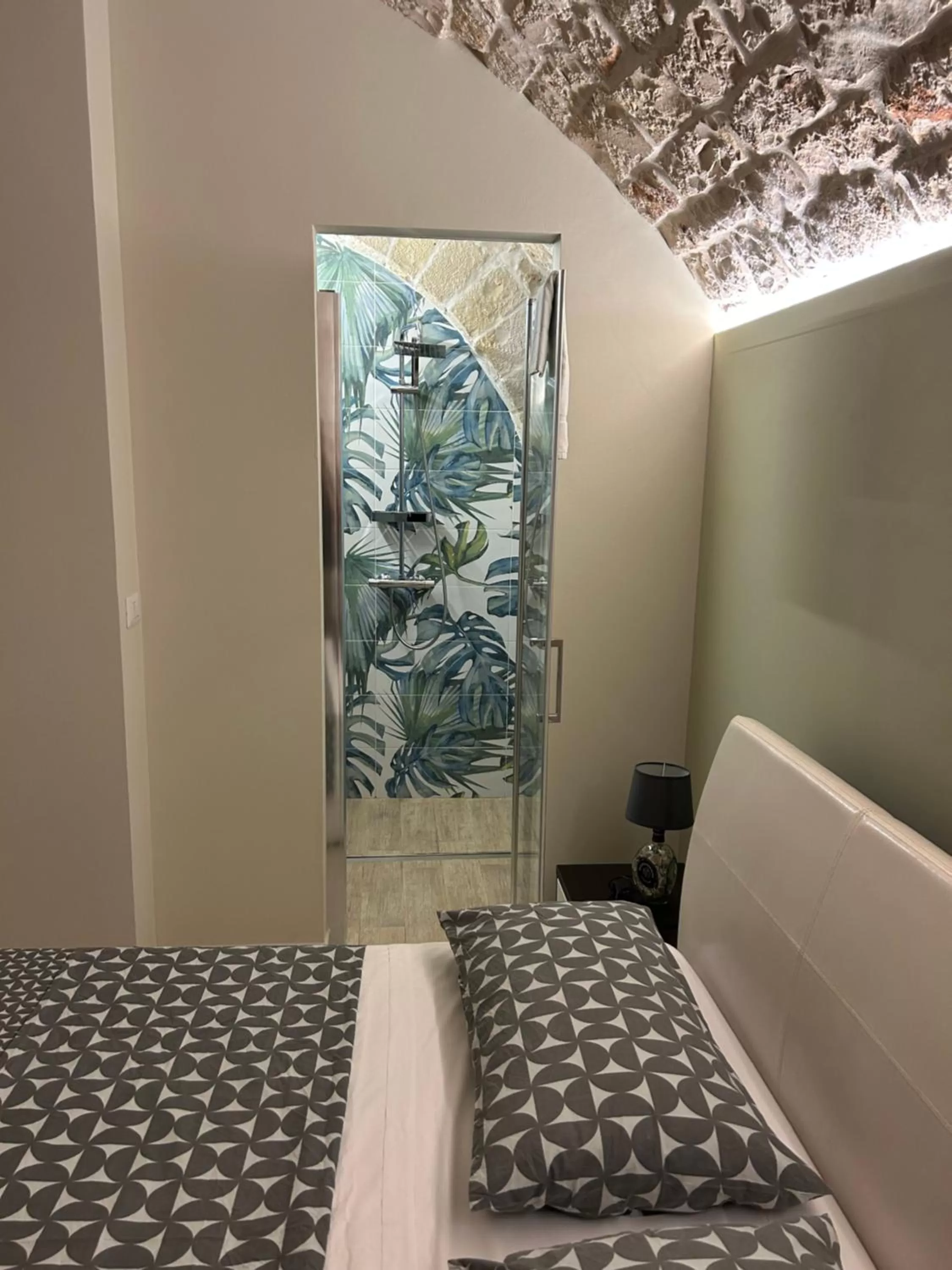 Bed in Albergo Diffuso Dimora Rossi B&B