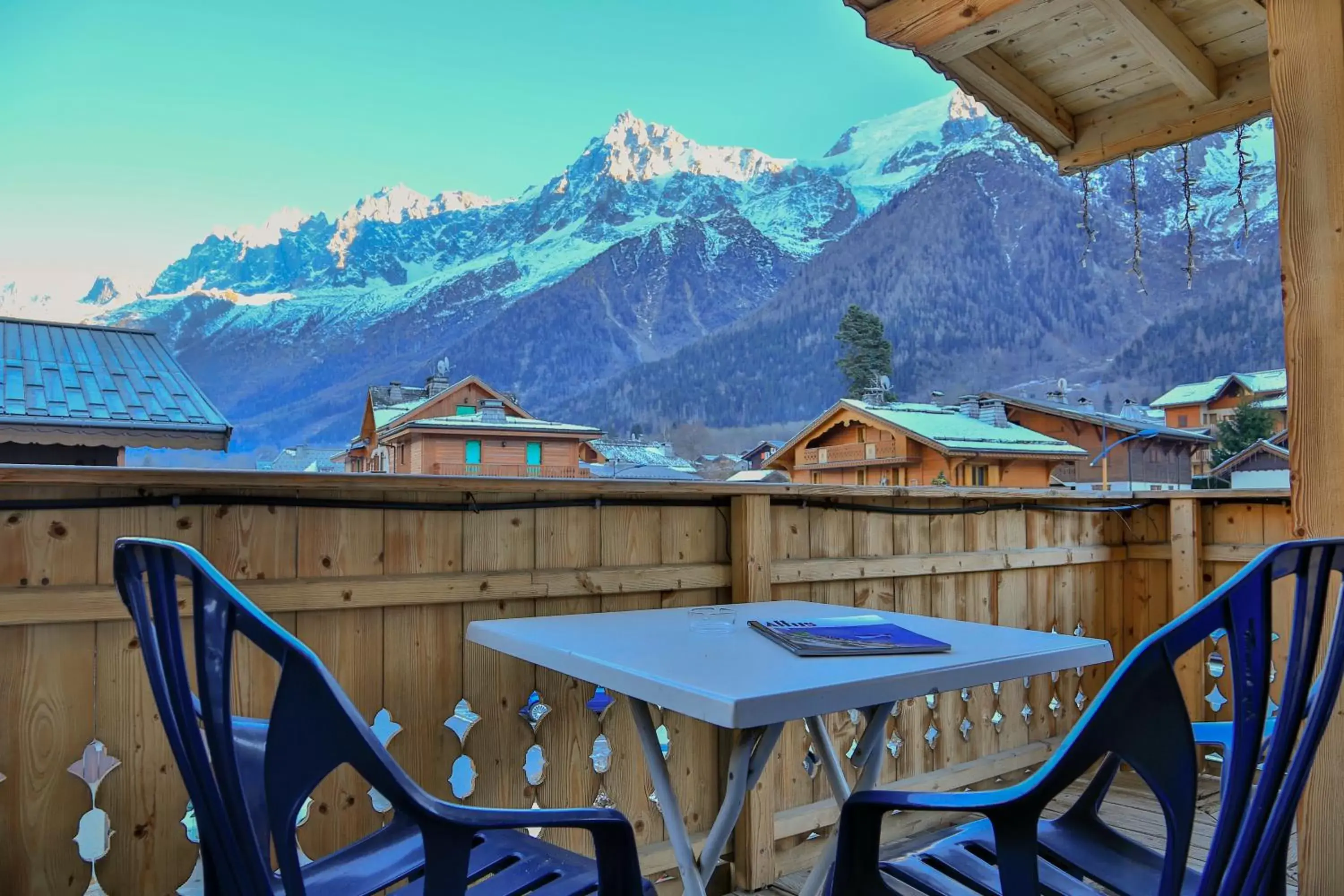 Mountain view, Balcony/Terrace in Le Saint Antoine