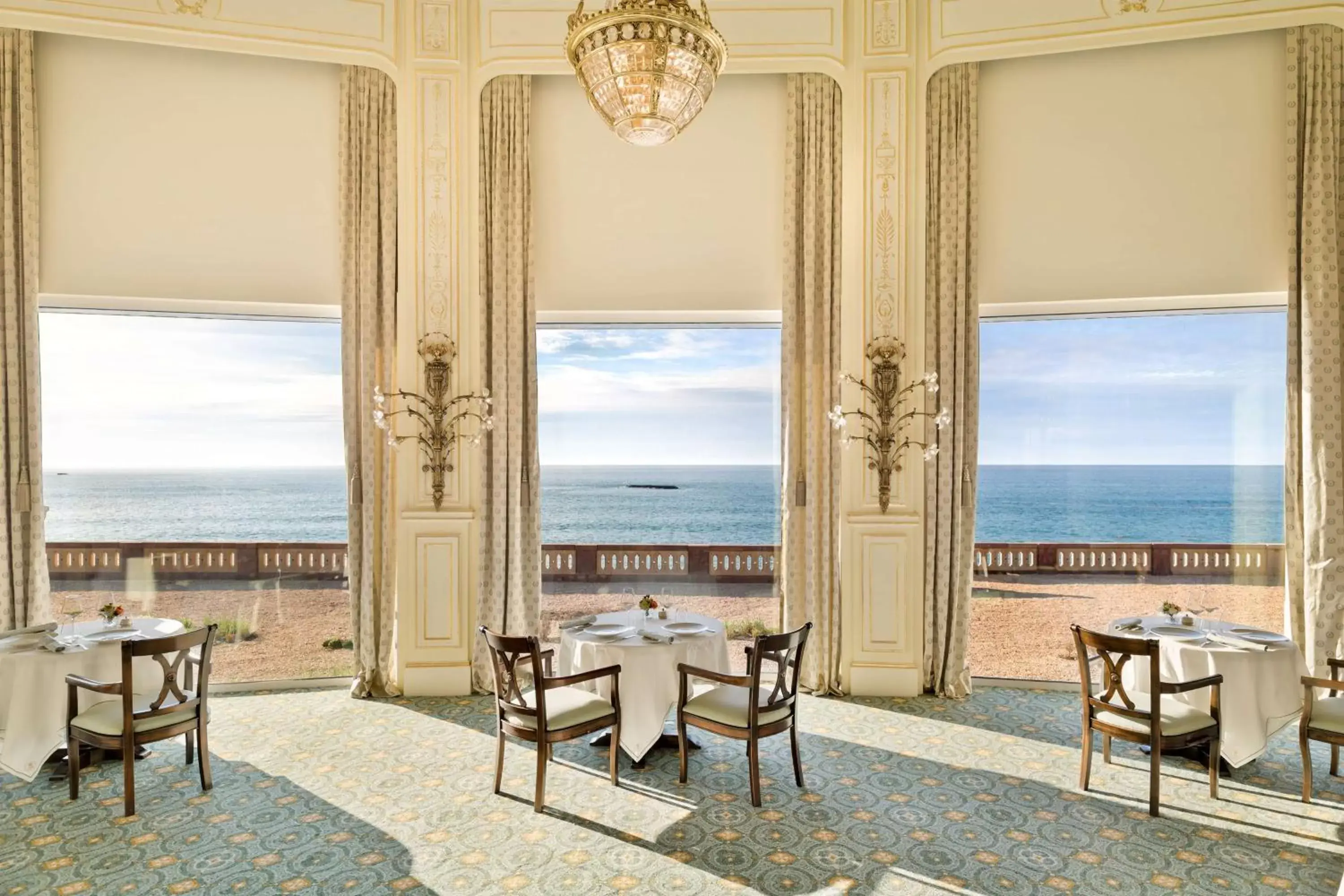 Restaurant/places to eat, Sea View in Hôtel du Palais Biarritz, in The Unbound Collection by Hyatt