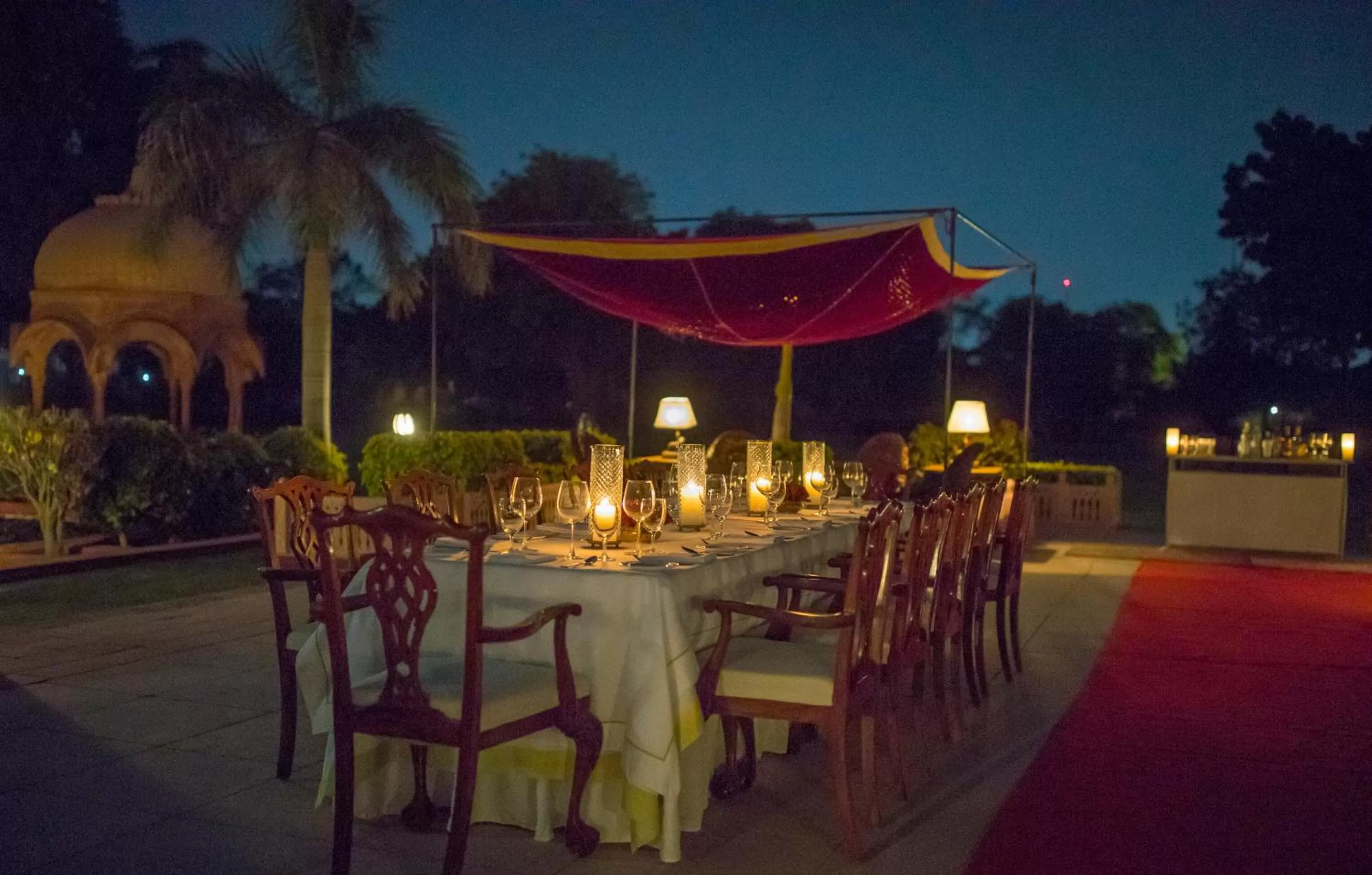 Restaurant/places to eat in The Laxmi Niwas Palace