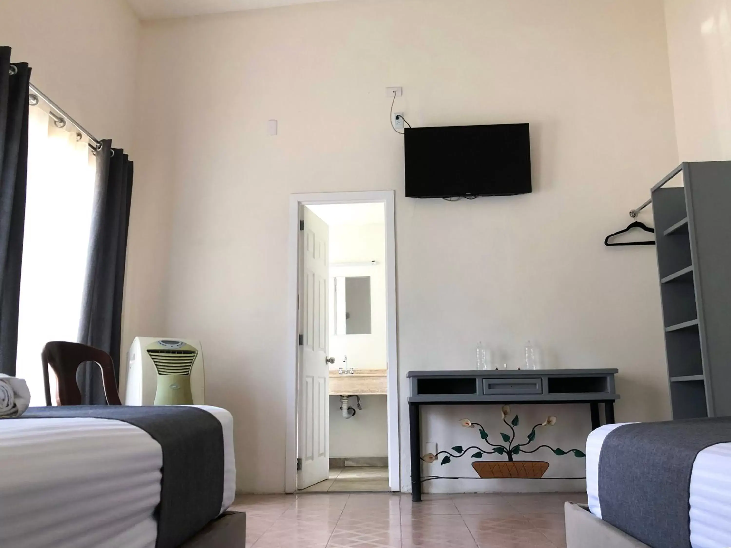 Quadruple Room in AOHOM SANTUARIO HOTEL & SPA Quadruple Room in AOHOM SANTUARIO HOTEL & SPA