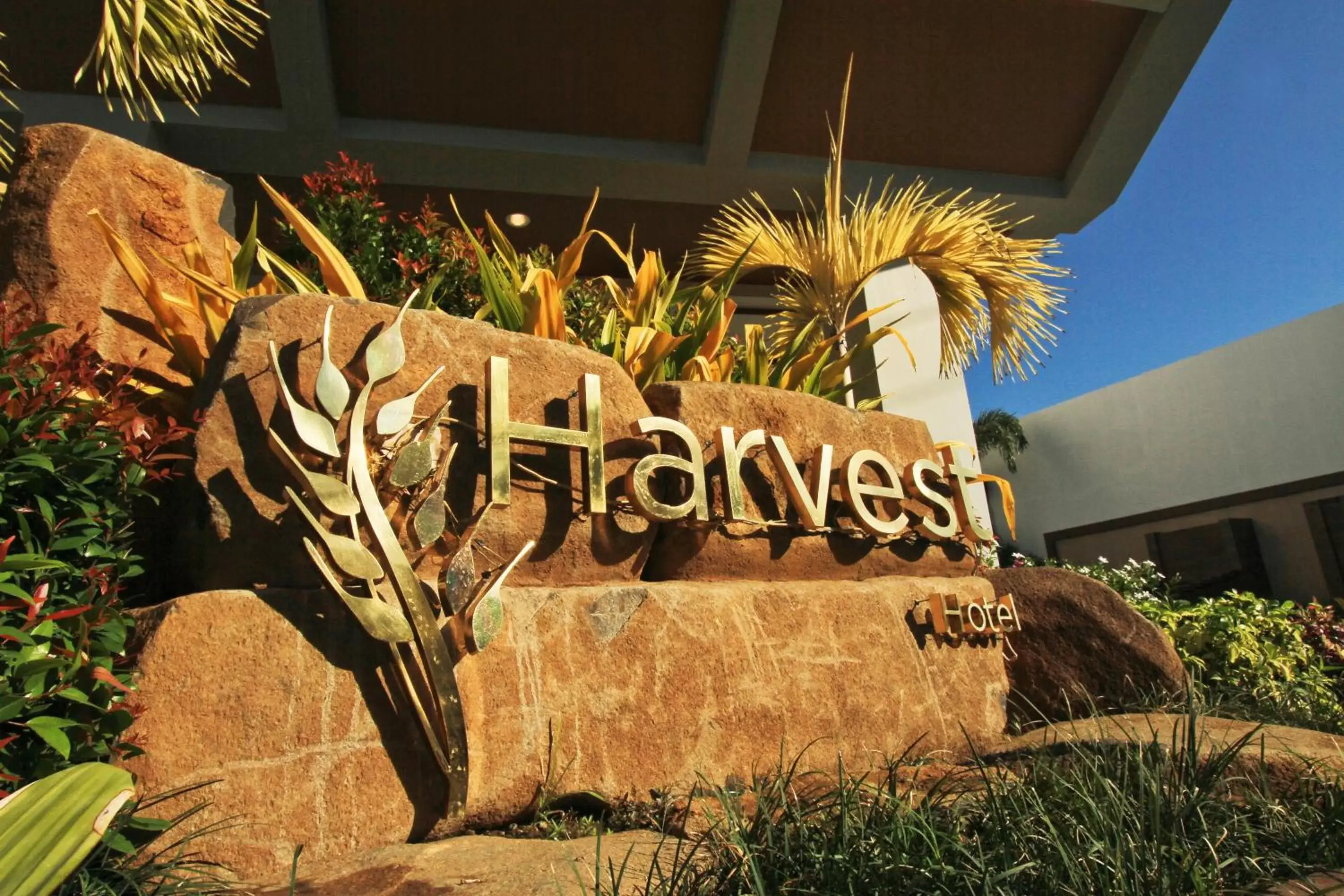 Facade/entrance in The Harvest Hotel Managed by HII