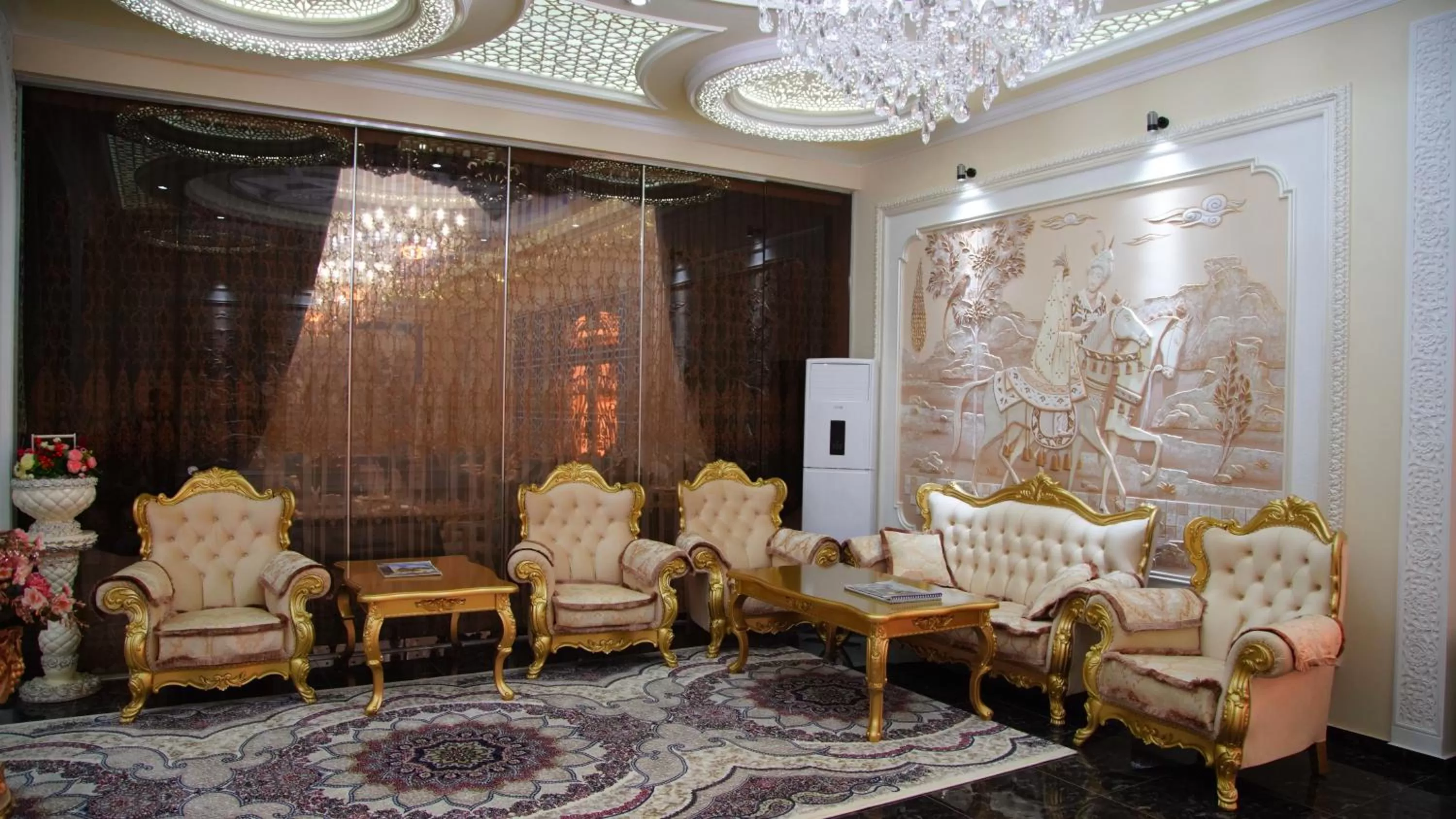 Living room in Sumaya Hotel