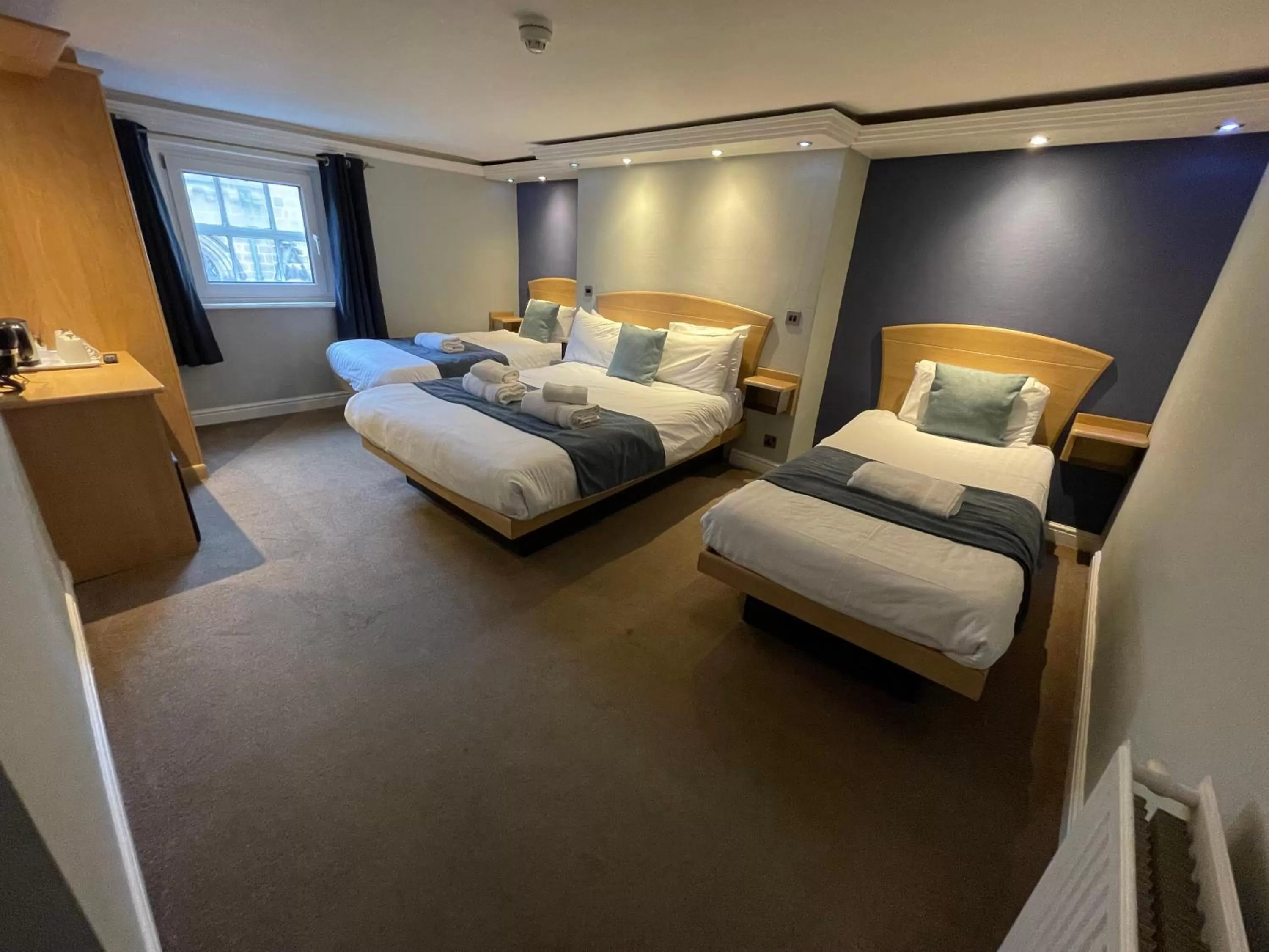 Bedroom, Bed in The George Hotel