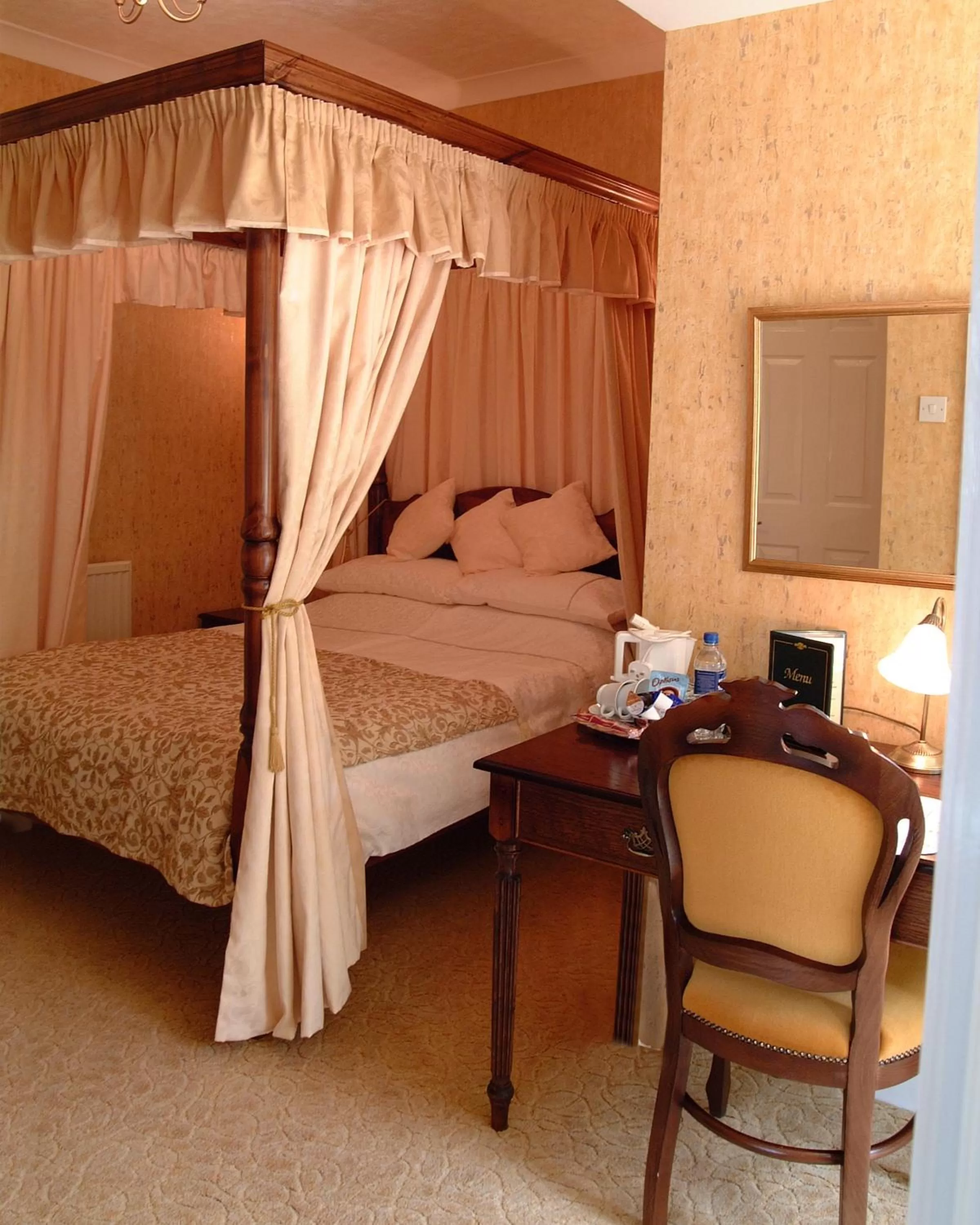 Bed in Rosedene Guest House