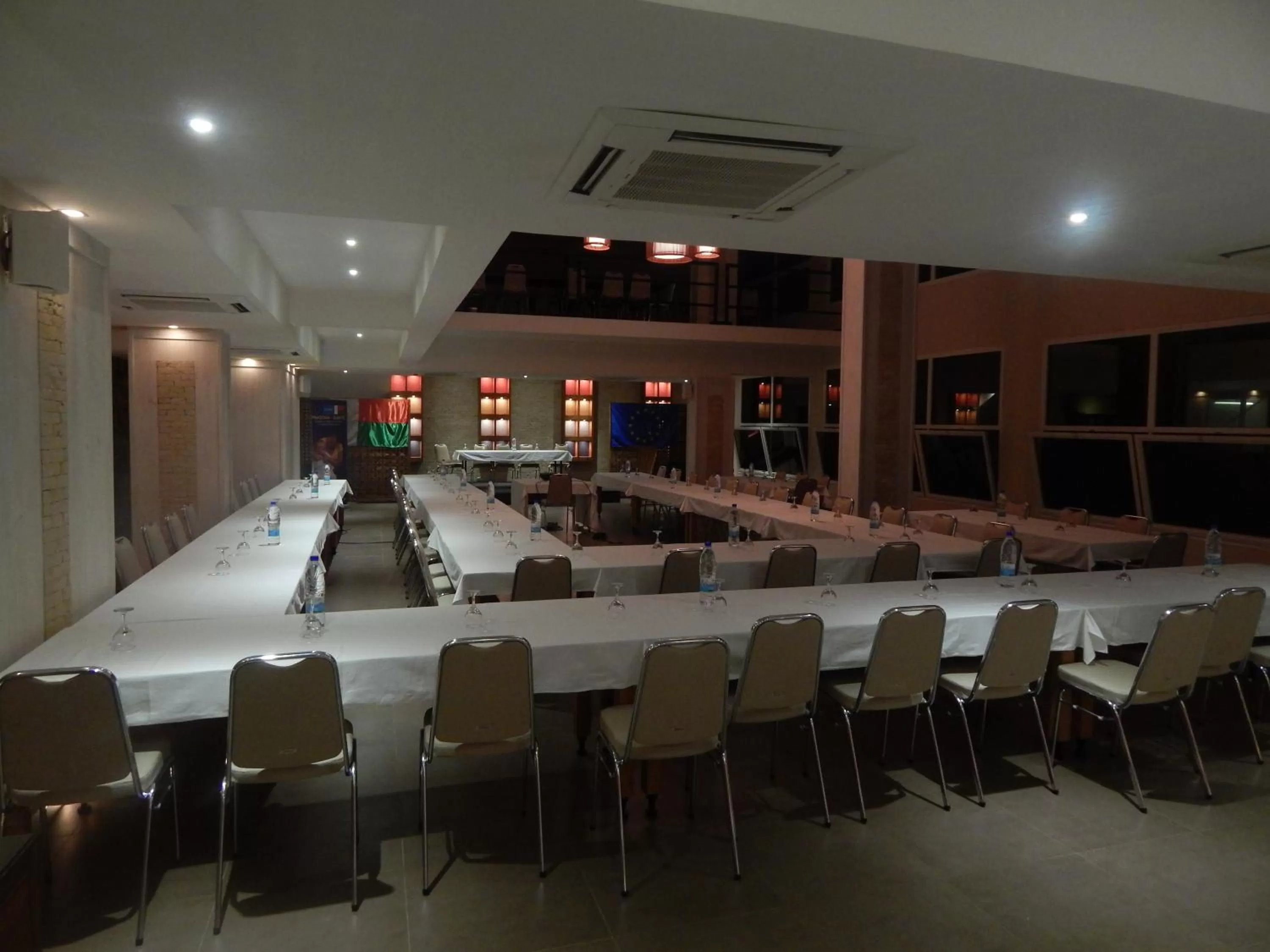 Business facilities in Calypso Hôtel