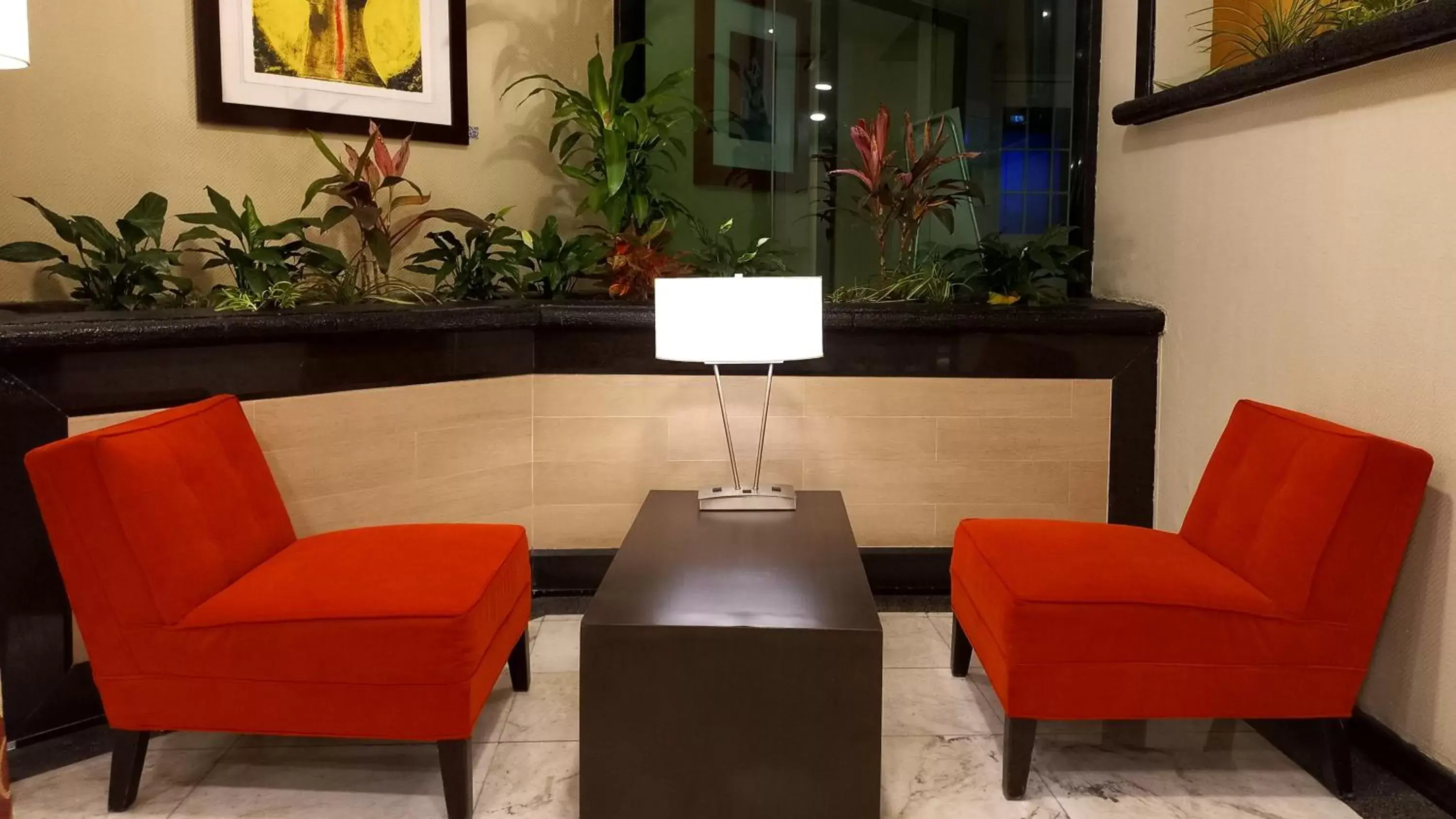 Lobby or reception, Seating Area in Holiday Inn Cuernavaca, an IHG Hotel