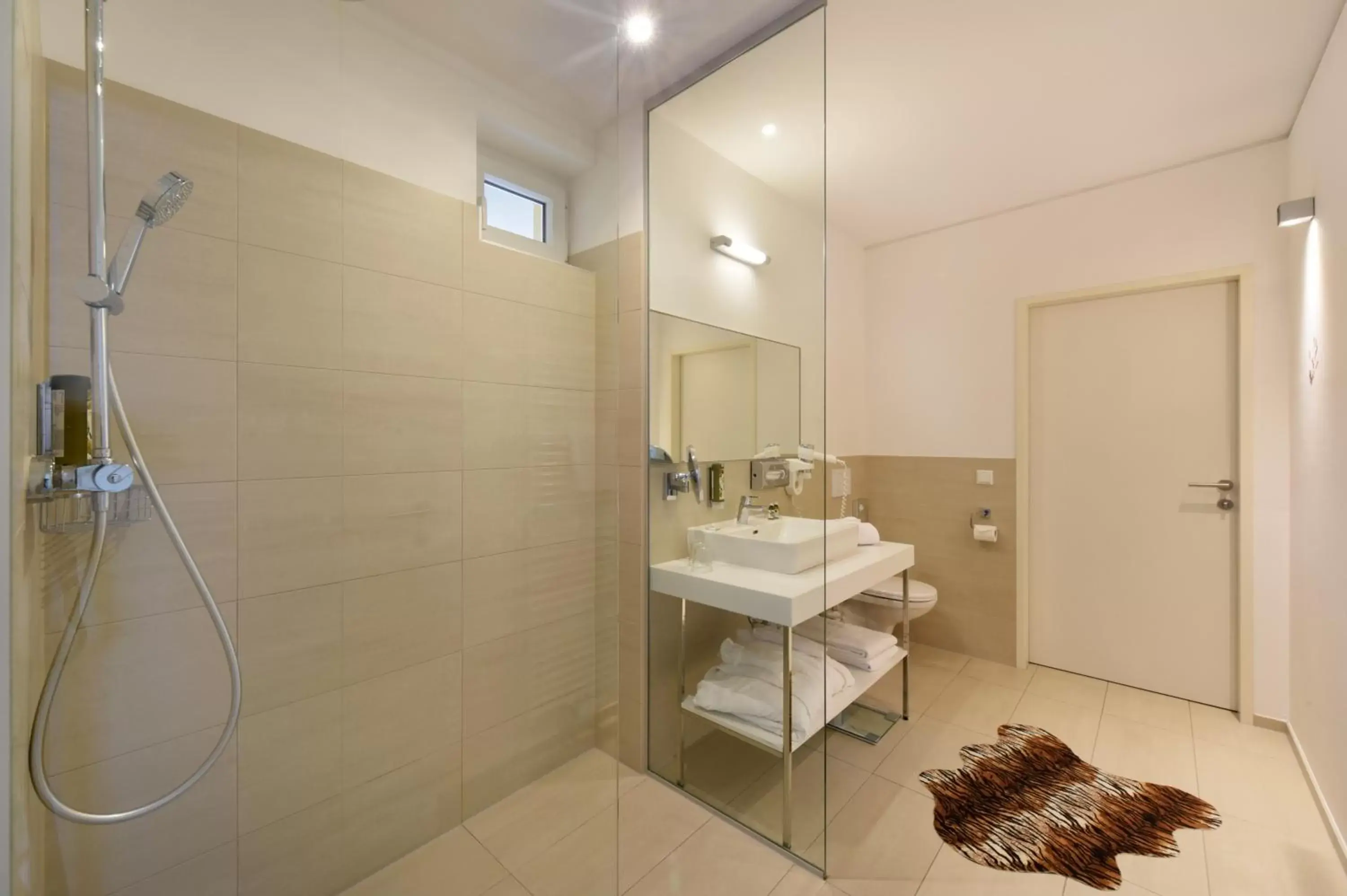 Bathroom in Amedia Luxury Suites Graz, Trademark Collection by Wyndham