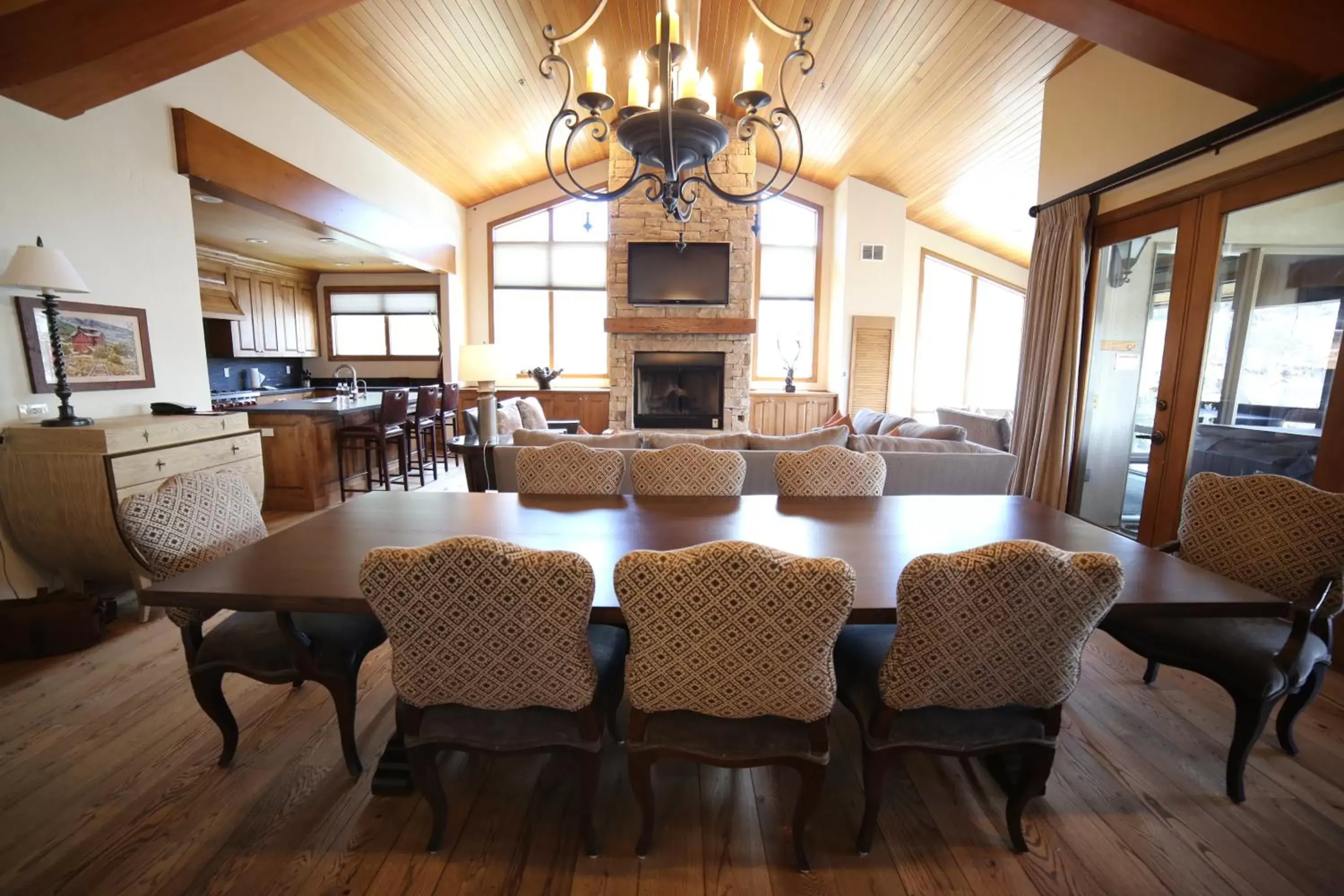 Dining area in Stein Eriksen Lodge Deer Valley