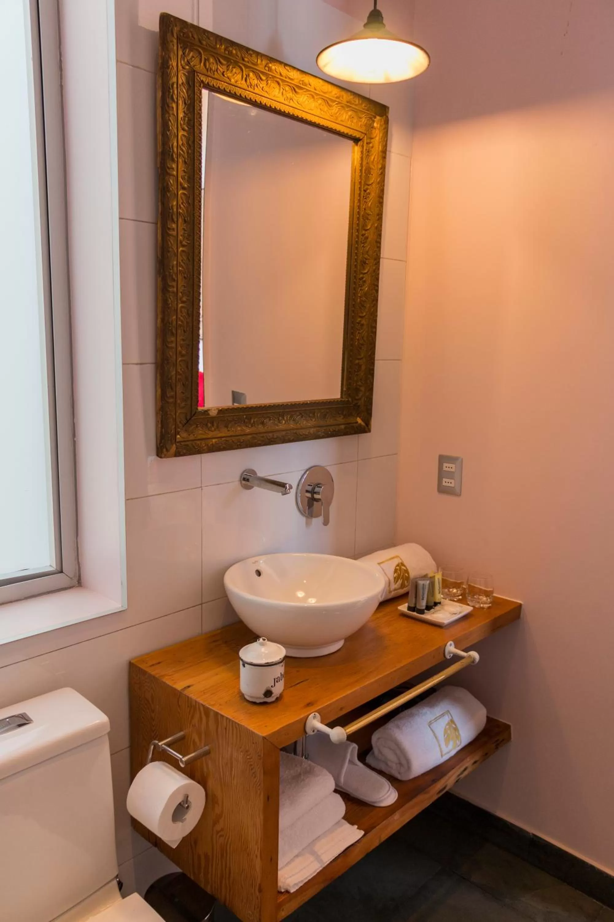 Bathroom in Augusta Hotel