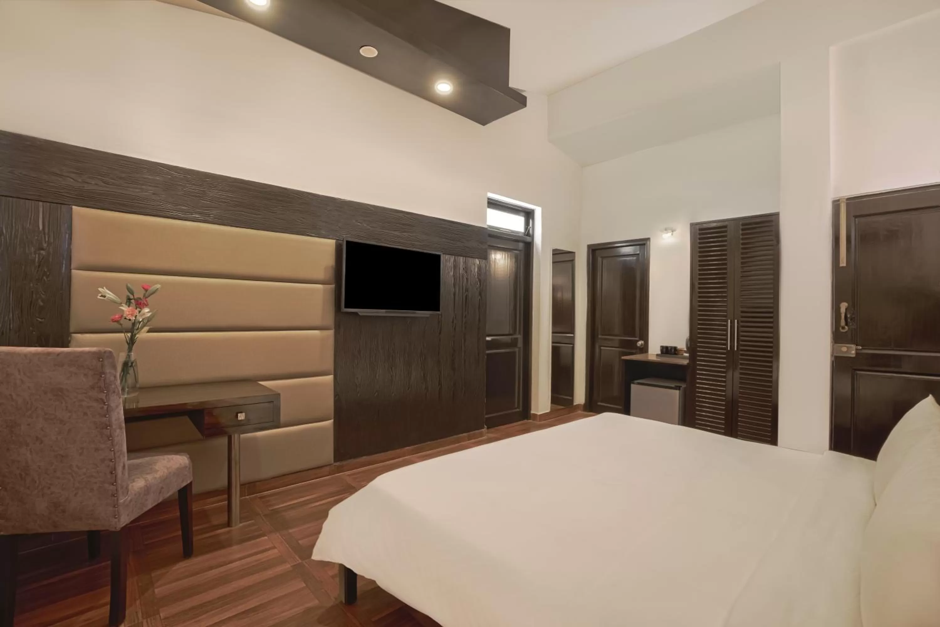 Bedroom in Country Inn Goa Varca Beach - 2 minutes walk to the beach