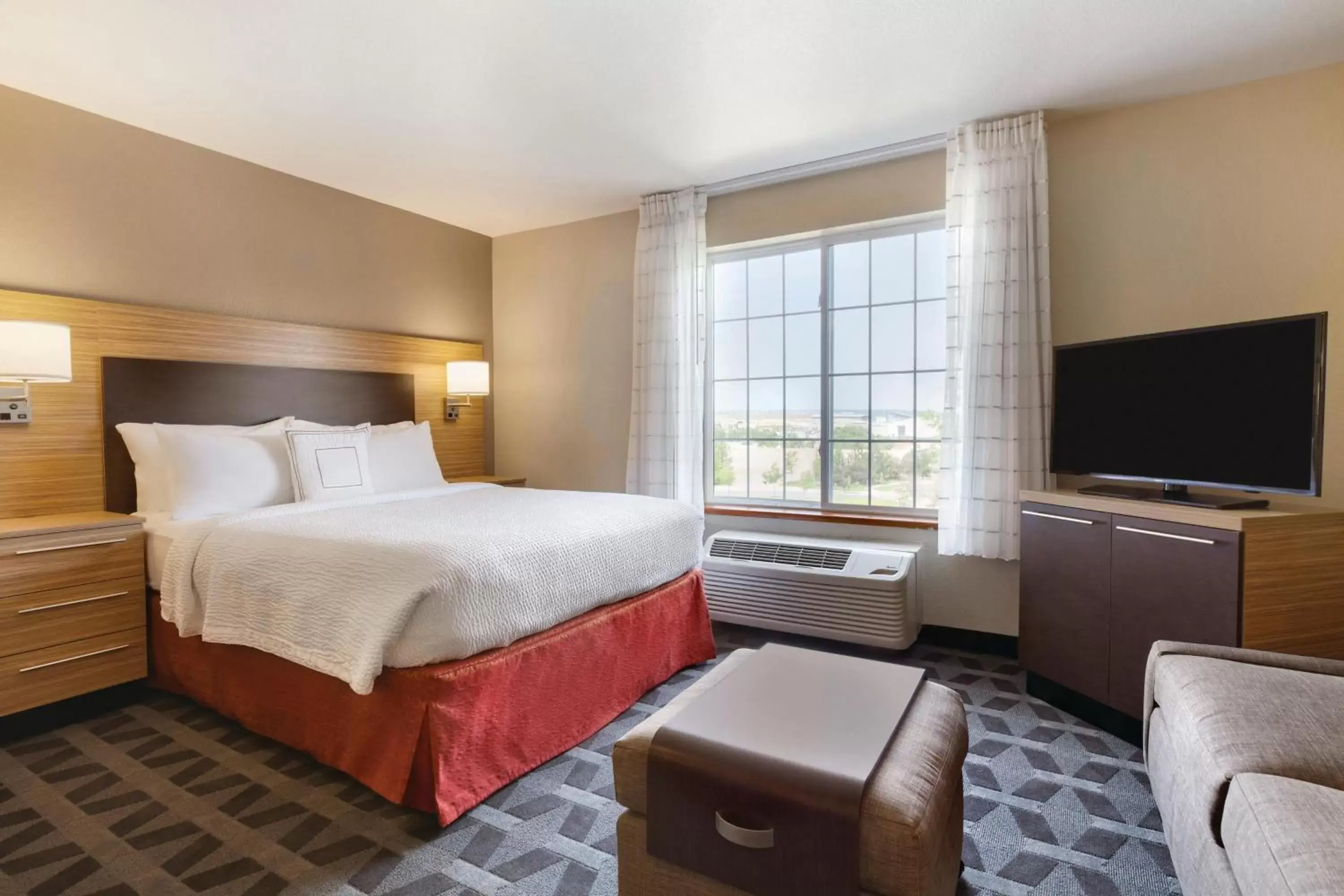 Bedroom, Bed in TownePlace Suites by Marriott Boulder Broomfield/Interlocken