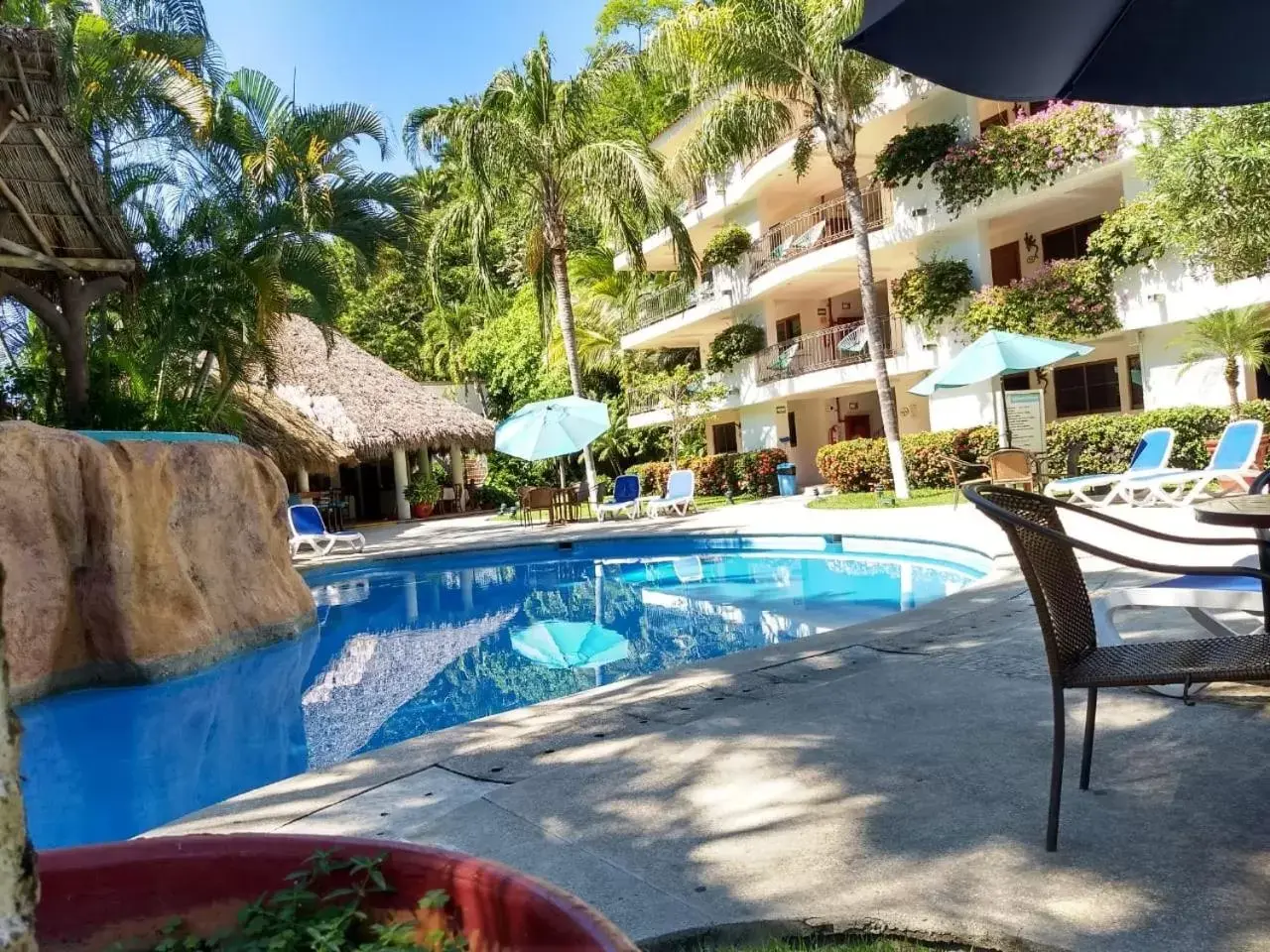 Pool view, Swimming Pool in Hotel Casa Iguana Mismaloya