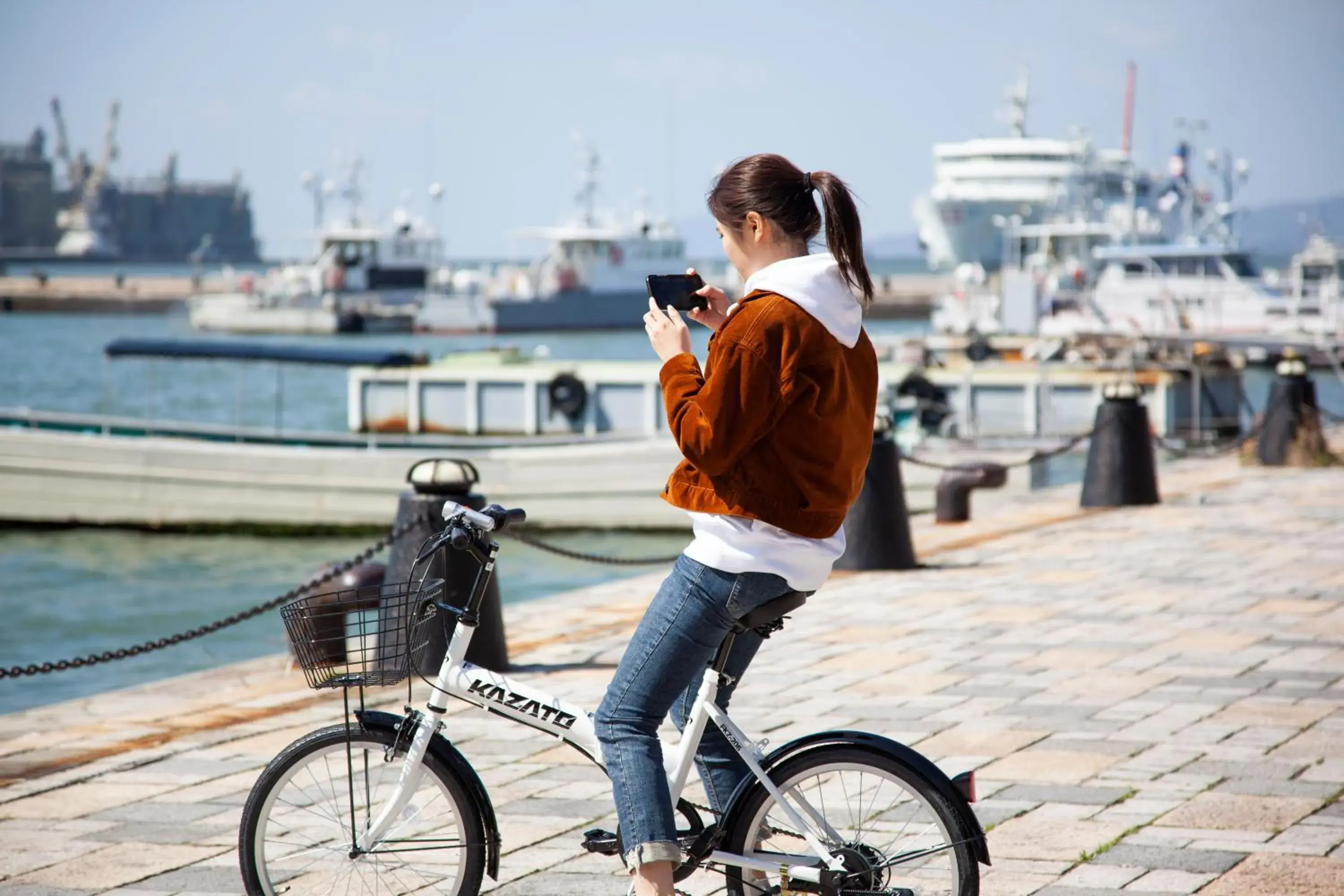 People, Biking in Fukuoka Guesthouse SHIP