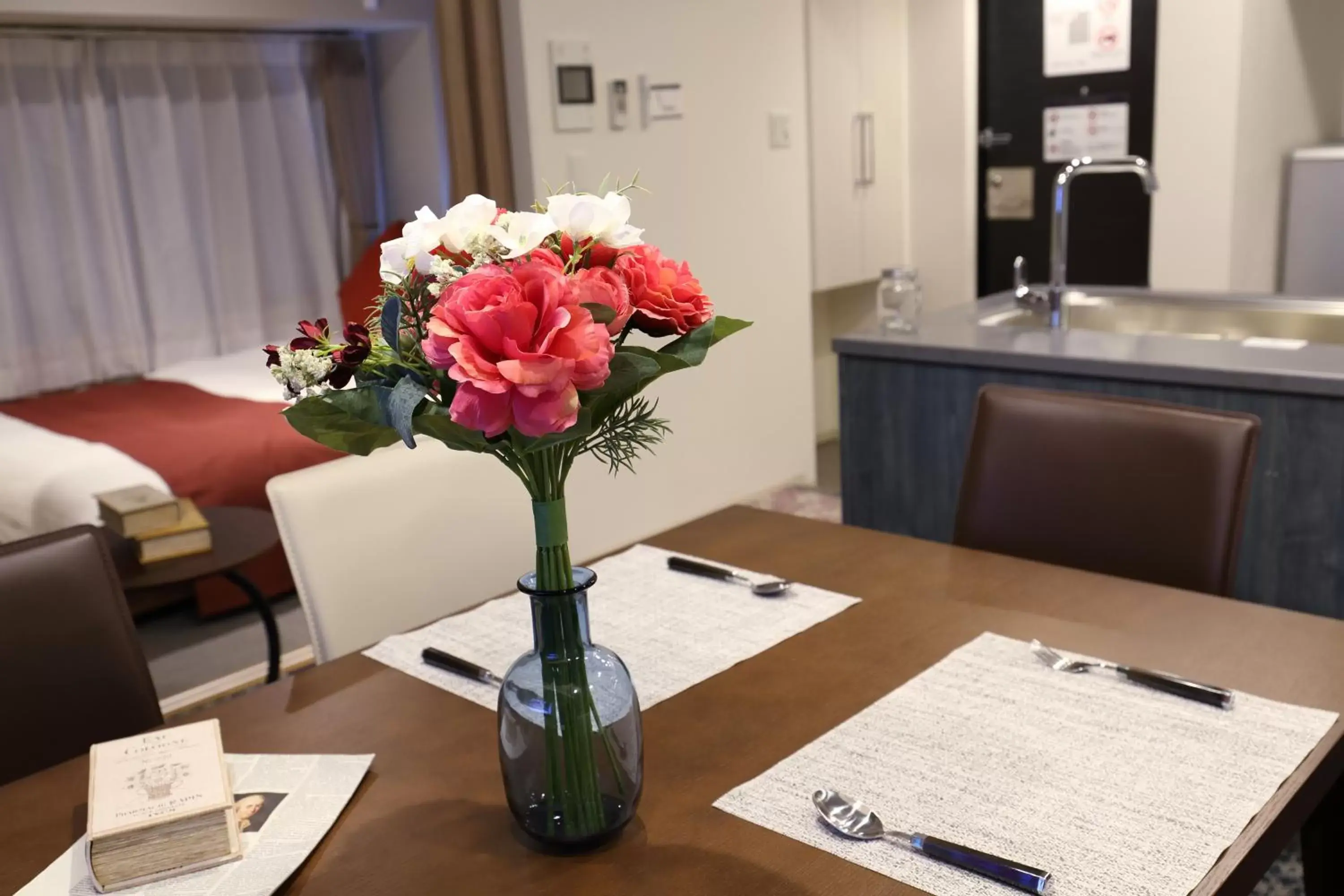 Dining area in Residence Hotel Hakata 19