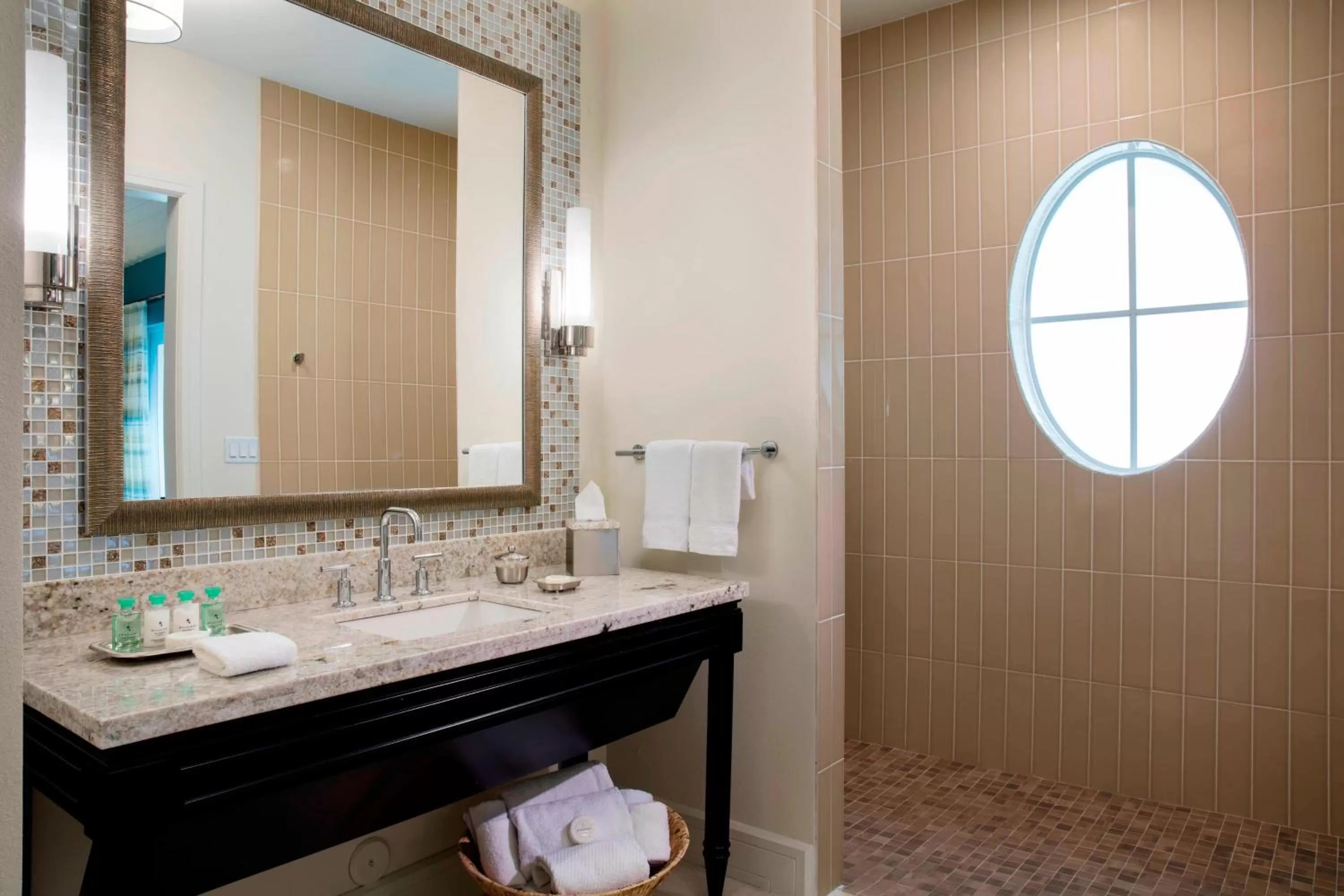 Bathroom in Playa Largo Resort & Spa, Autograph Collection