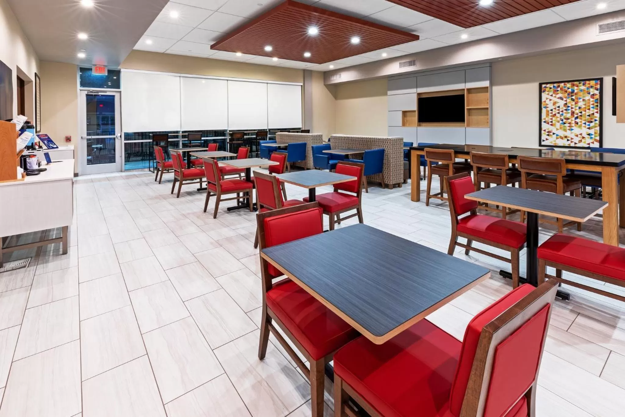 Property building in Holiday Inn Express & Suites - Houston - Downtown North by IHG