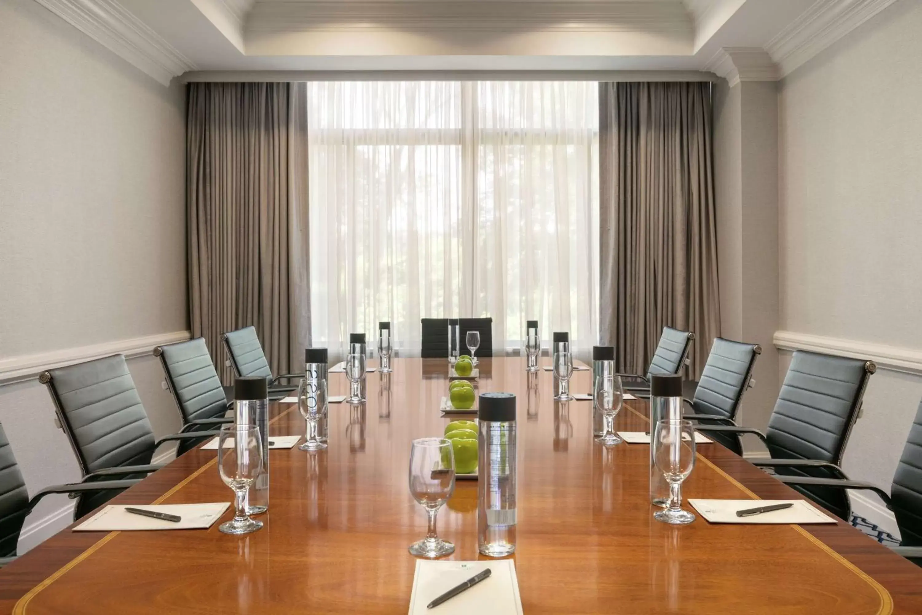 Meeting/conference room, Business Area/Conference Room in Embassy Suites by Hilton Philadelphia Valley Forge
