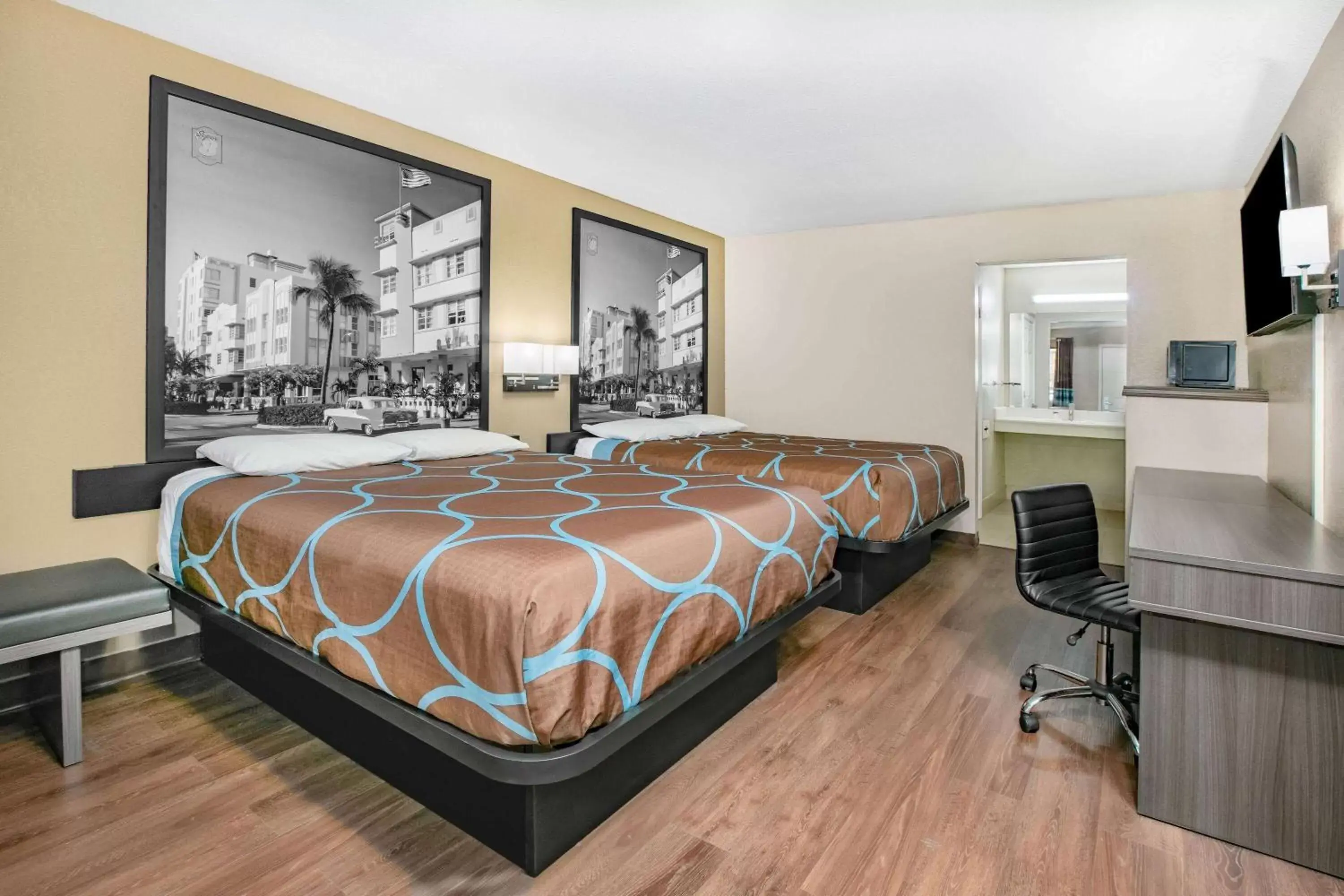 Photo of the whole room, Bed in Super 8 by Wyndham Moss Point Photo of the whole room, Bed in Super 8 by Wyndham Moss Point