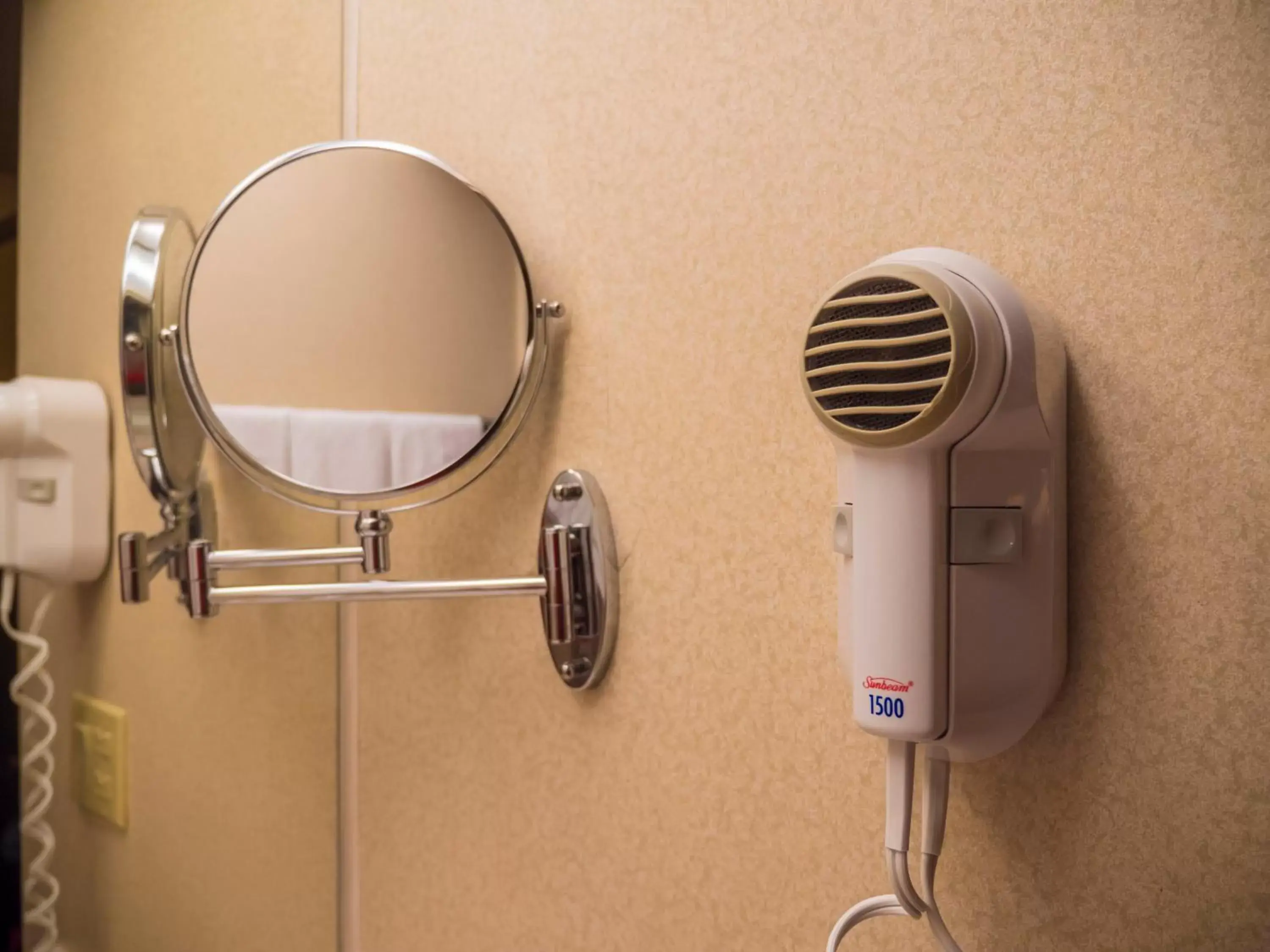 Double Room with 2 Double Beds and Poolside Access - Non-Smoking in Holiday Inn Express - Monterrey - Tecnologico, an IHG Hotel Double Room with 2 Double Beds and Poolside Access - Non-Smoking in Holiday Inn Express - Monterrey - Tecnologico, an IHG Hotel