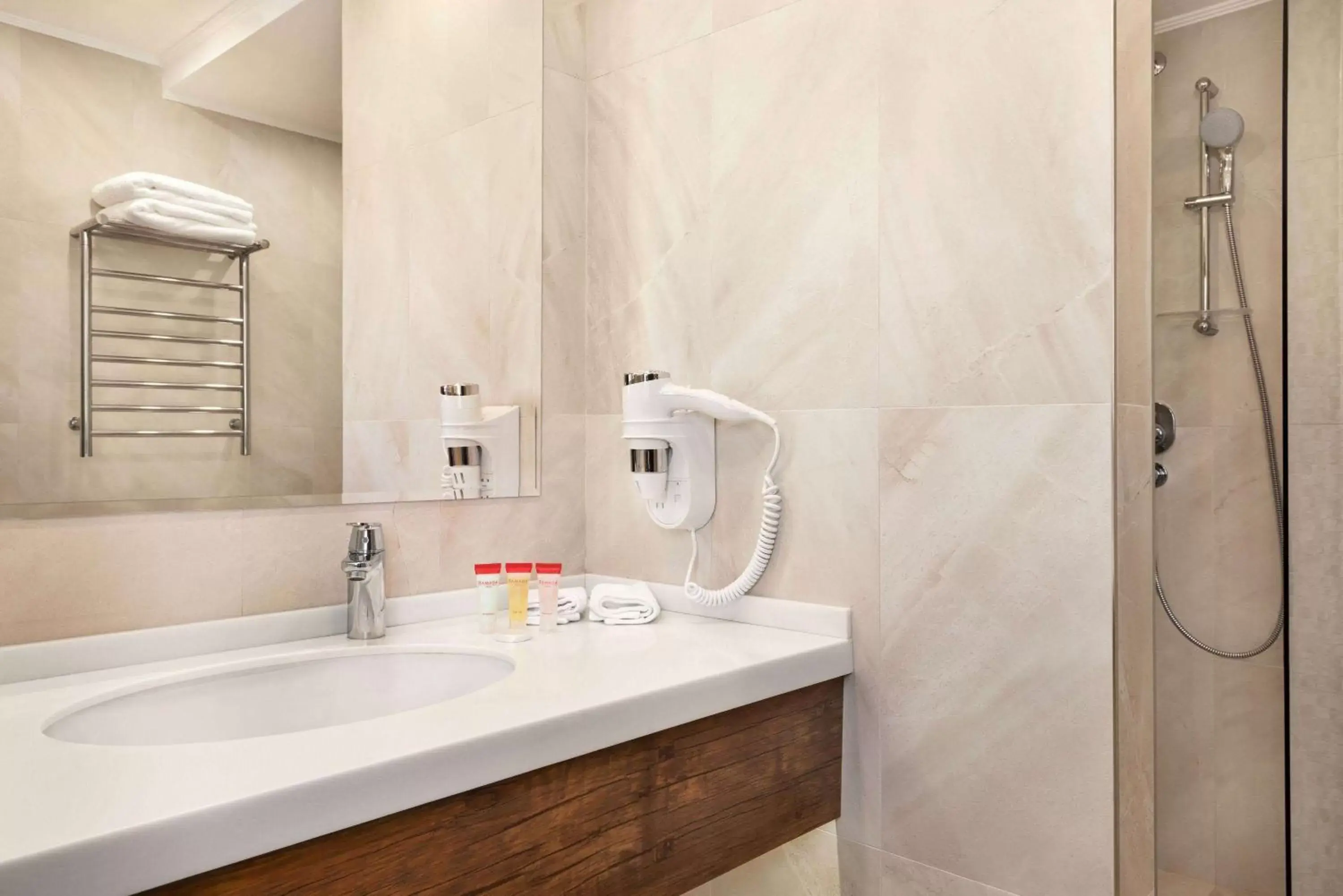 Bathroom in Ramada Hotel & Suites by Wyndham Yerevan