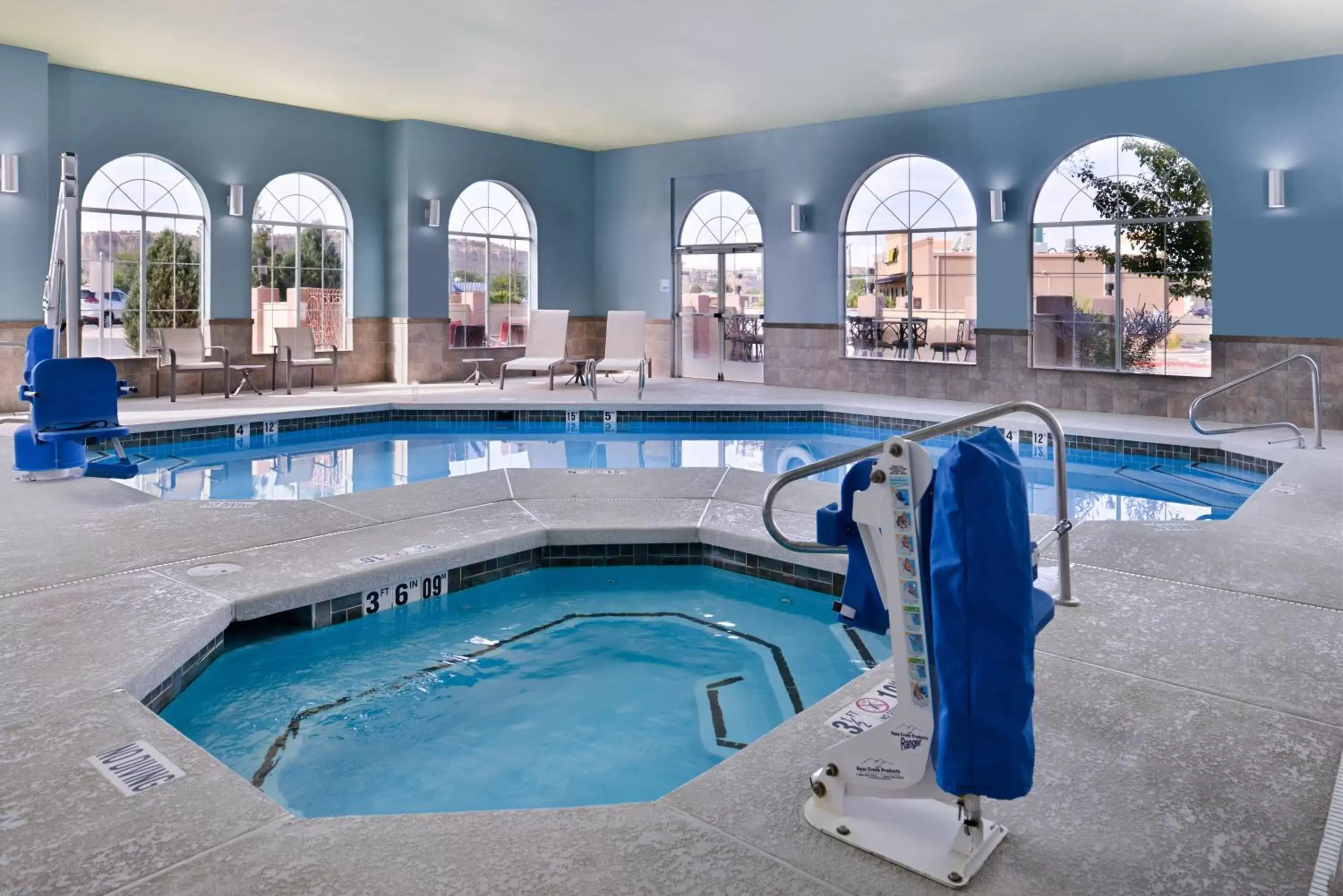 Swimming Pool in Holiday Inn Express Hotel & Suites Farmington, an IHG Hotel