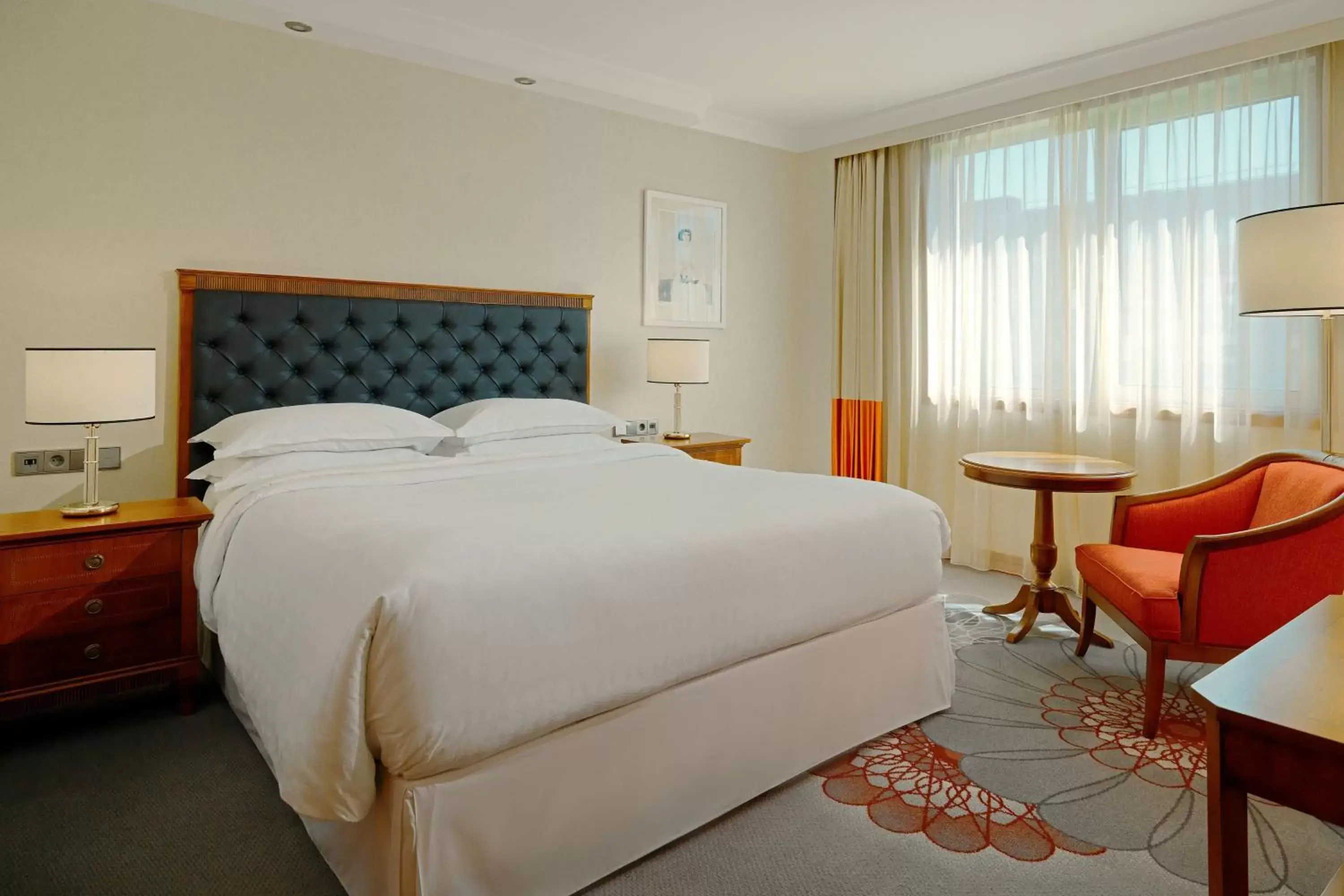Bedroom, Bed in Sheraton Zagreb Hotel