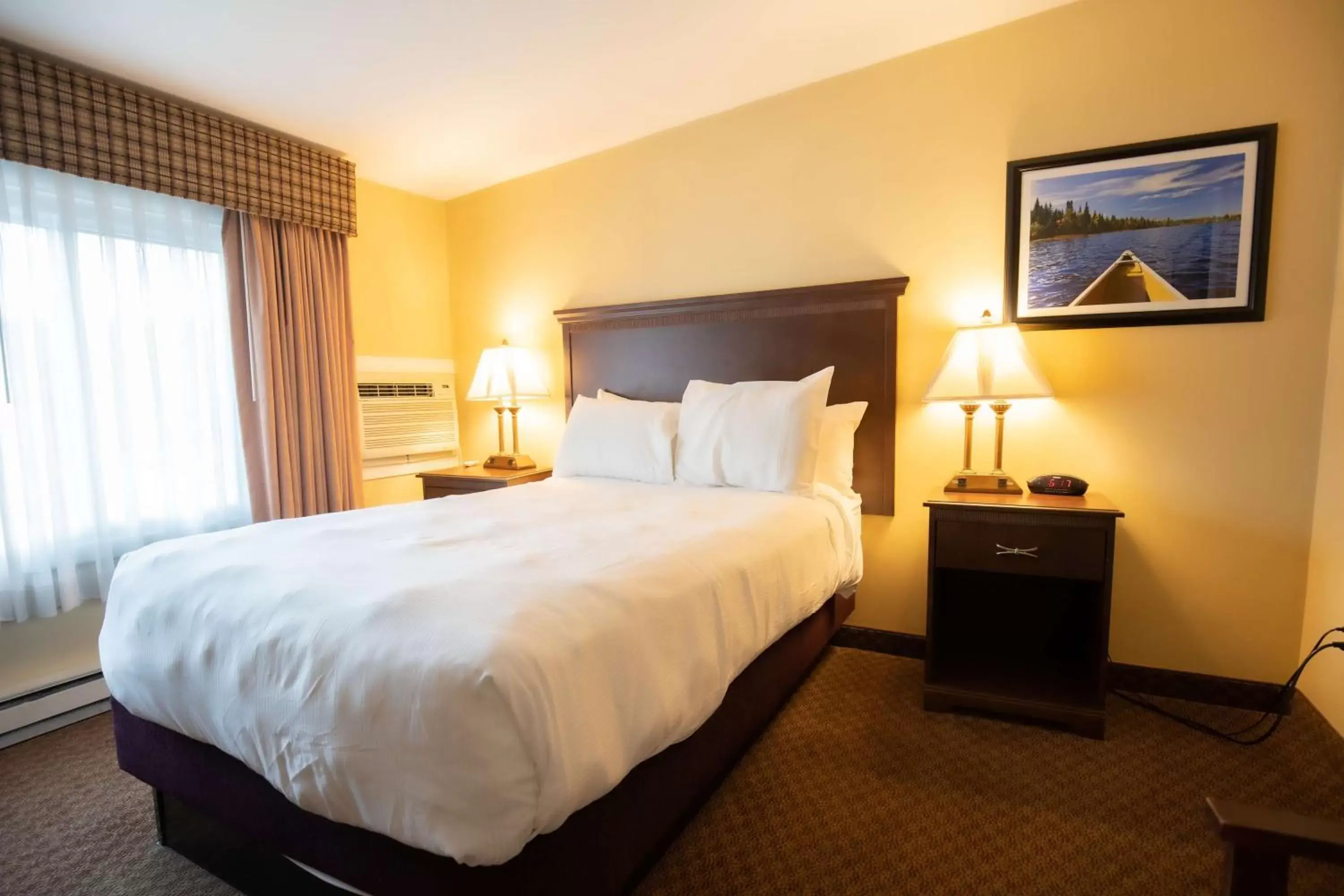 Bedroom, Bed in Best Western of Lake George