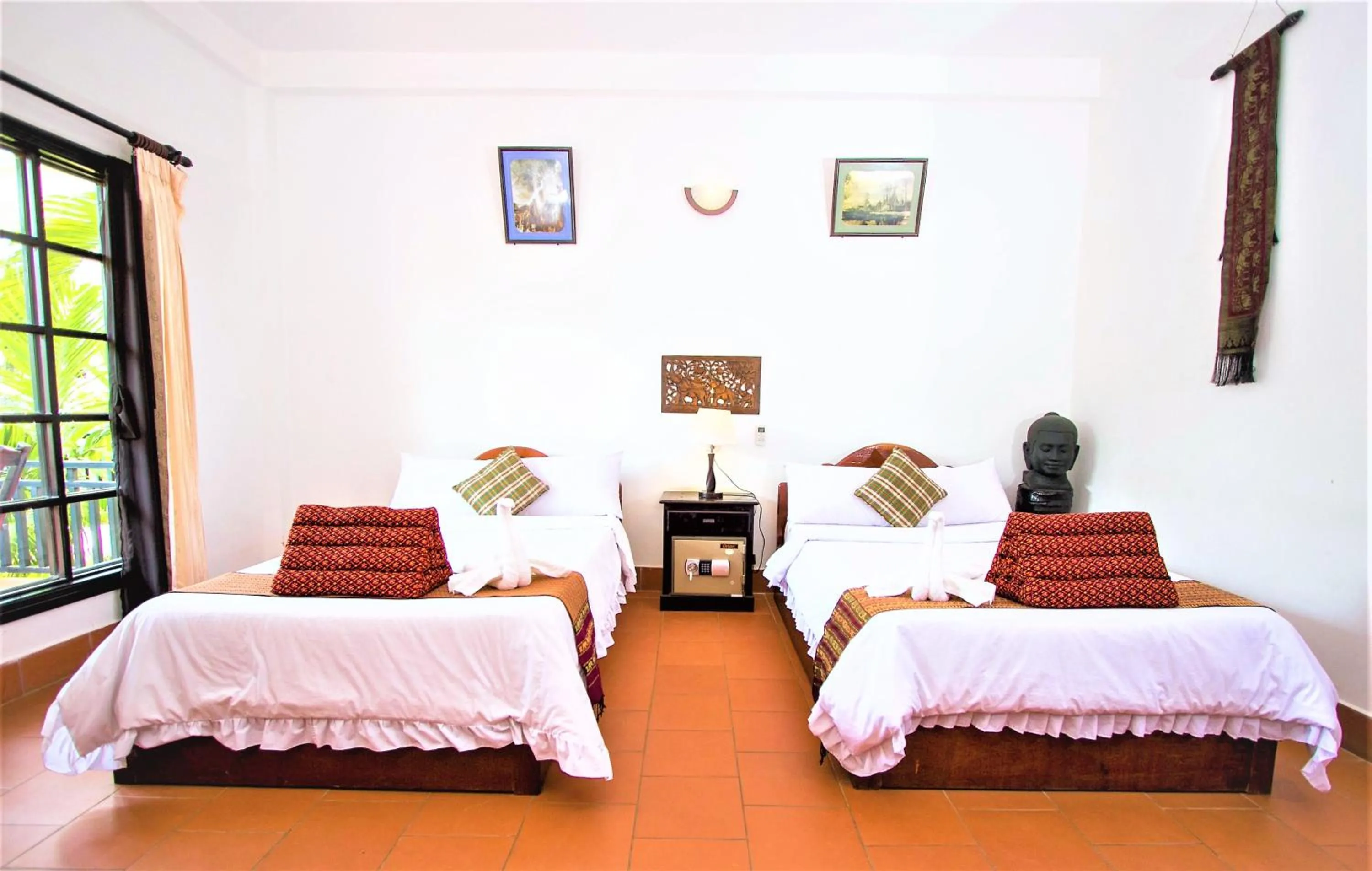 Living room, Bed in Sonalong Boutique Village & Resort