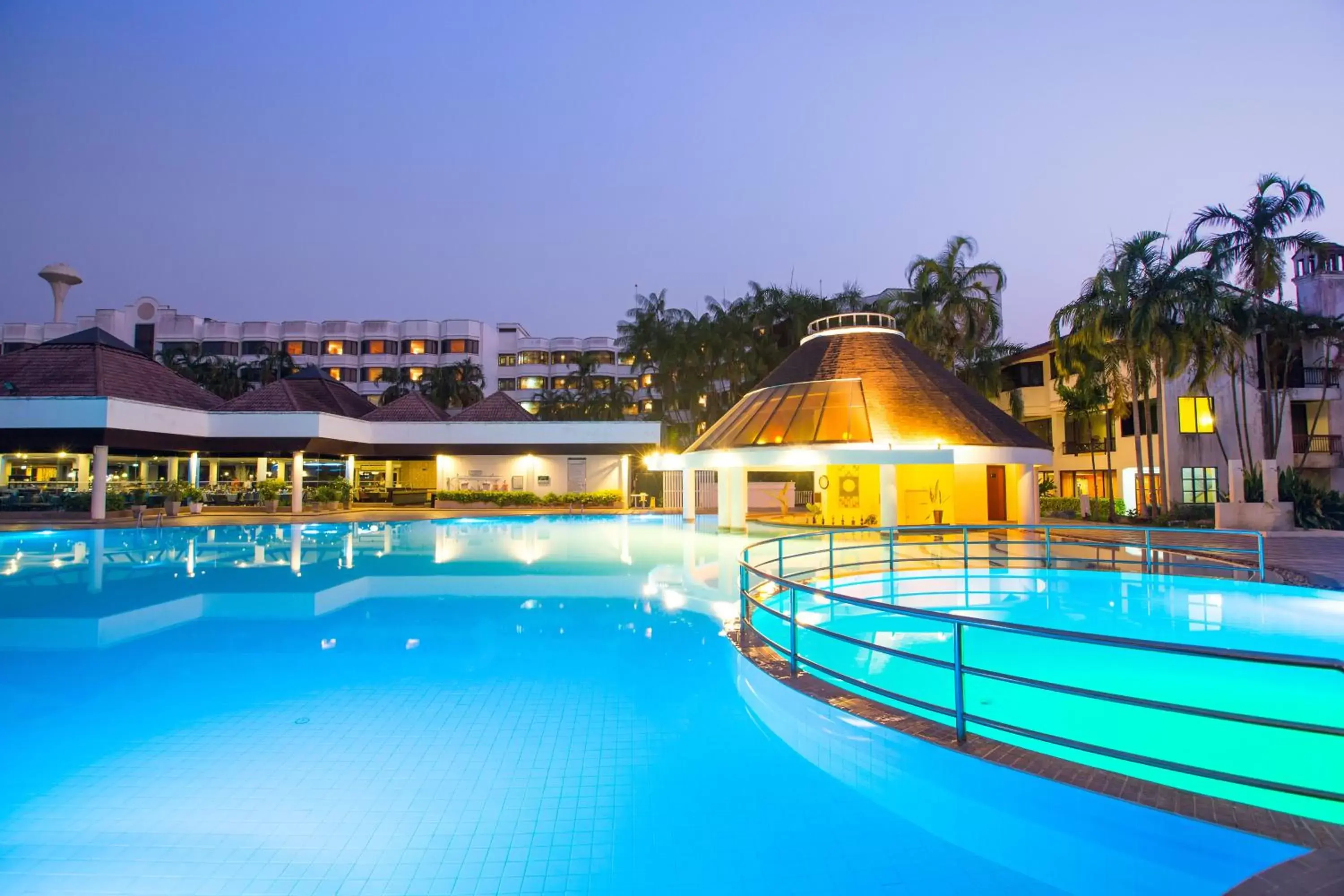 Swimming Pool in The Imperial Hotel & Convention Centre Phitsanulok