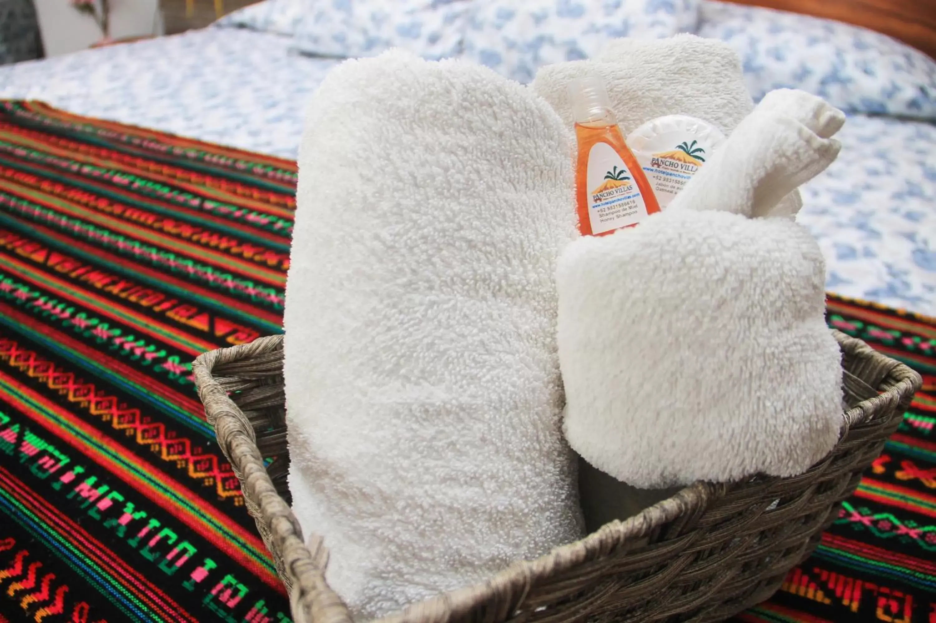 towels in Hotel Pancho Villas Bacalar Vista a Laguna