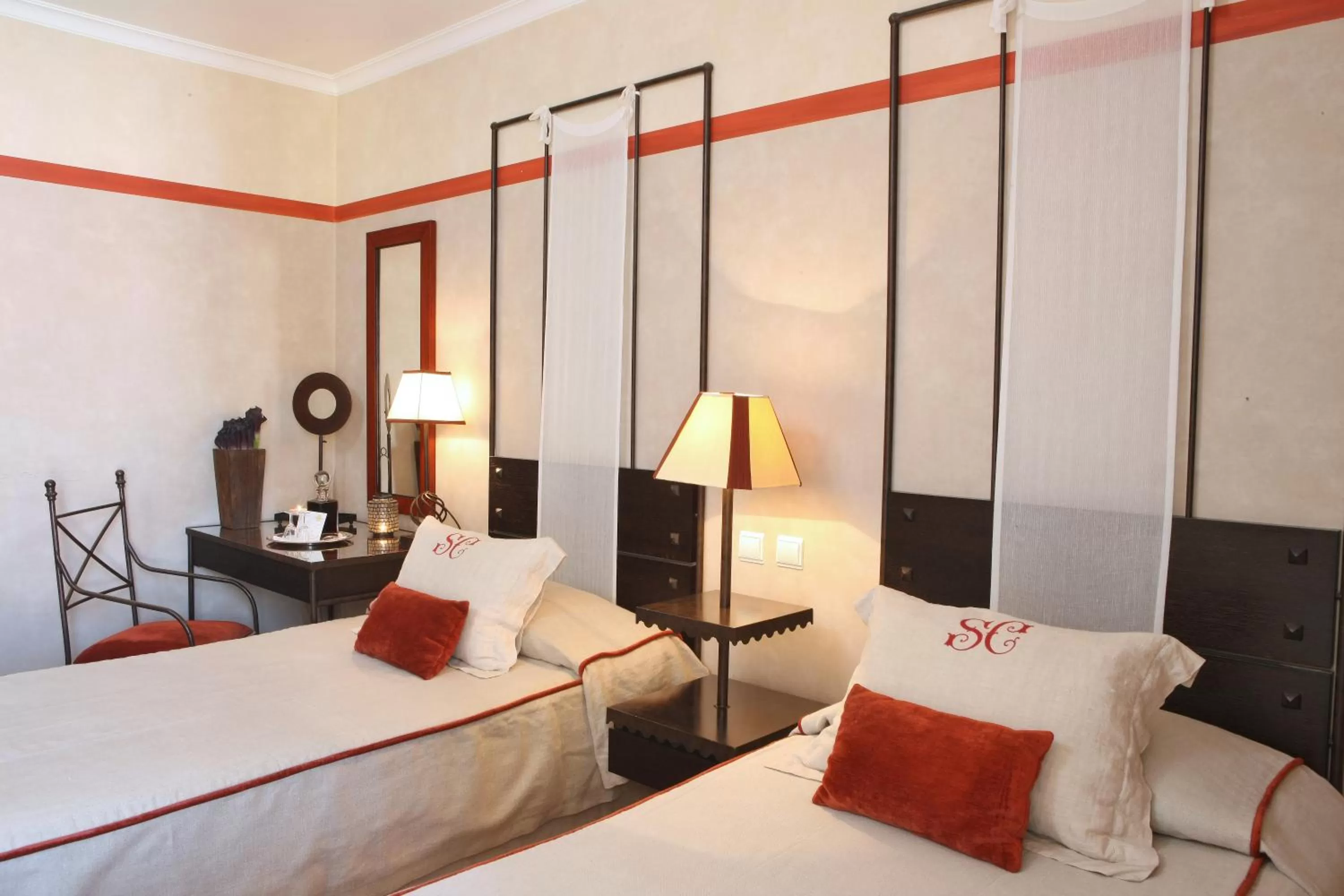 Bedroom, Bed in Solar do Castelo - Lisbon Heritage Collection - Alfama