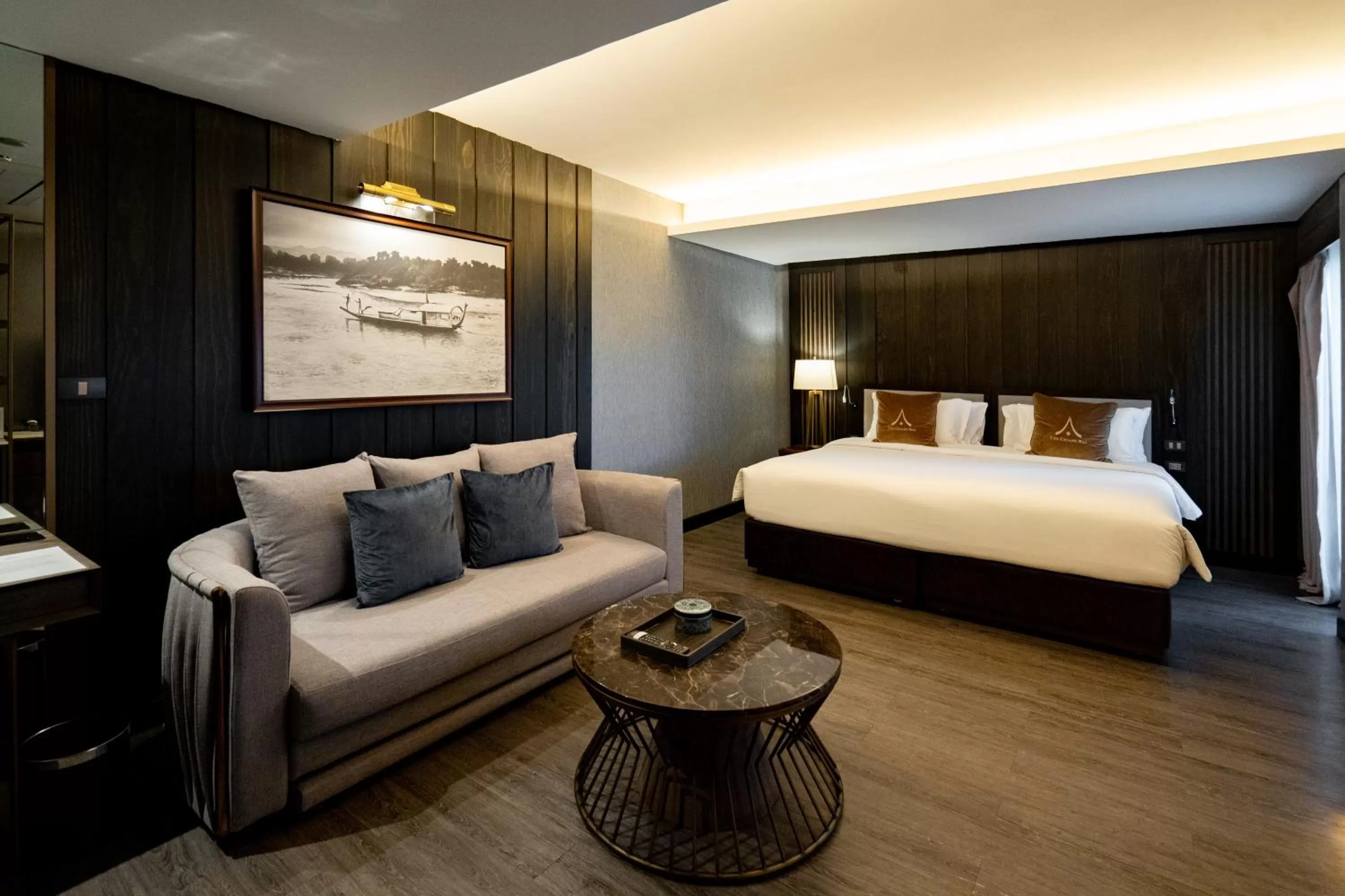 Property building, Bed in The Chiang Mai Old Town