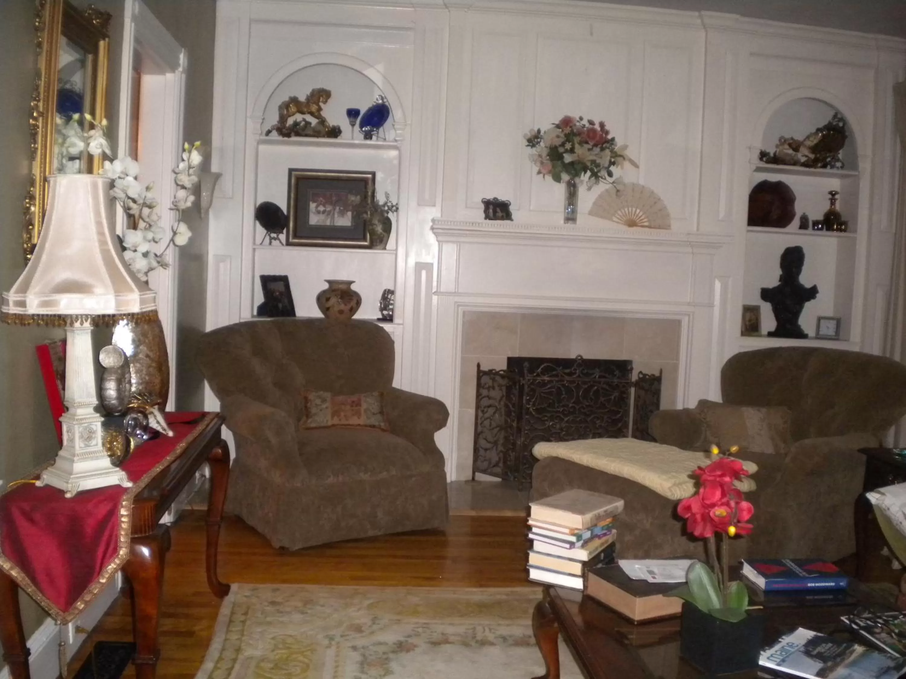 Communal lounge/ TV room, Seating Area in Fleetwood House Bed and Breakfast