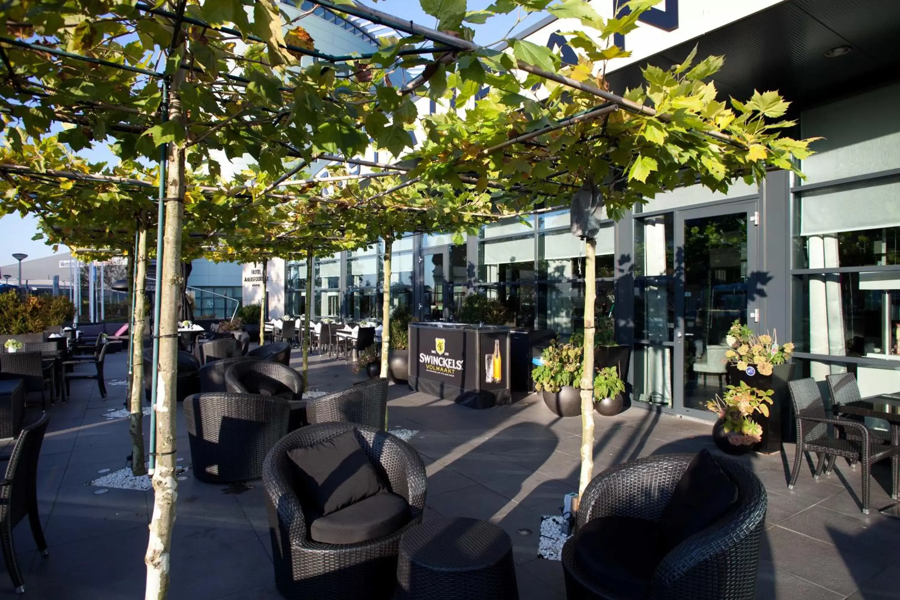 Balcony/Terrace, Restaurant/Places to Eat in Van der Valk Hotel Amersfoort A1