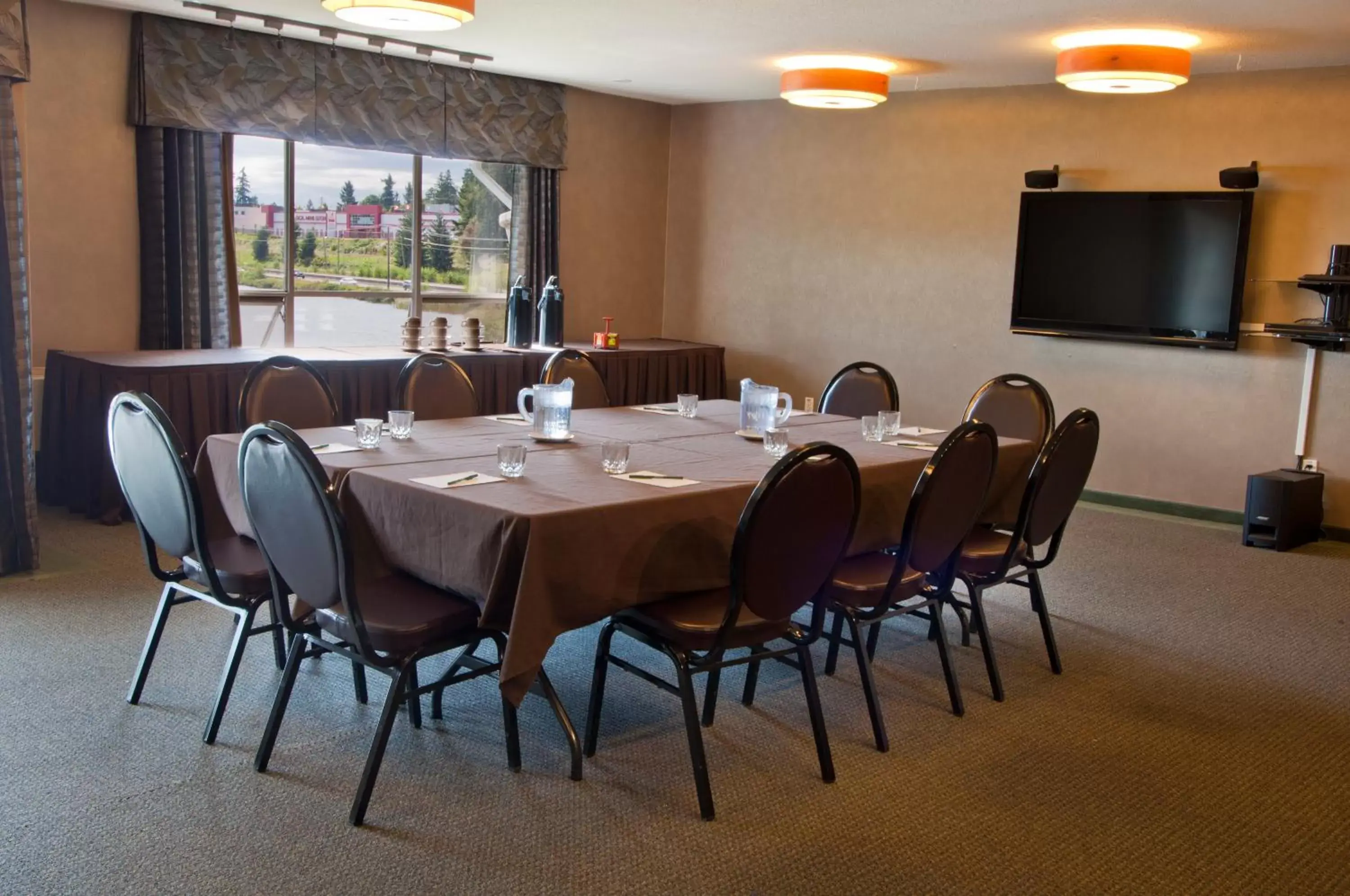 Business facilities in Inn on Long Lake