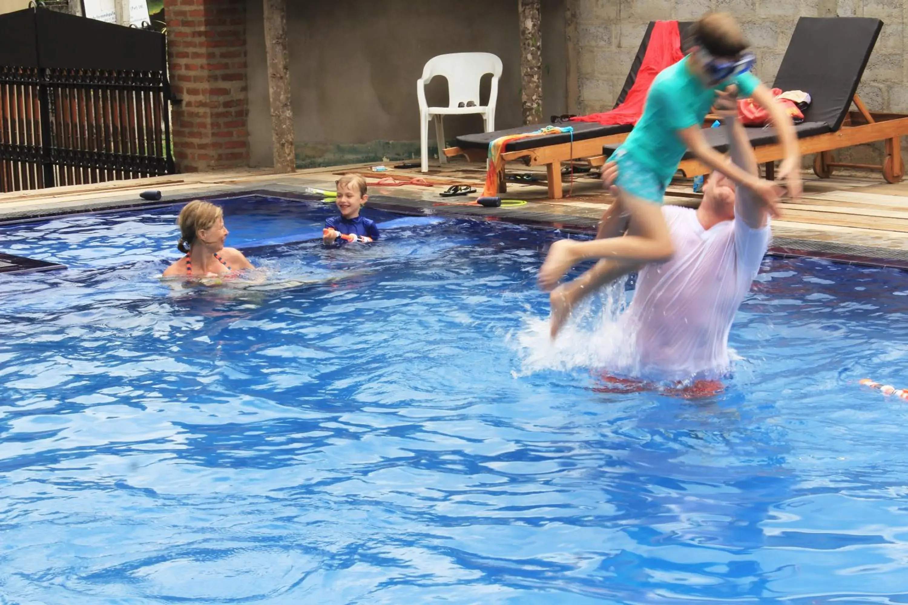 Activities, Swimming Pool in Villa Shade