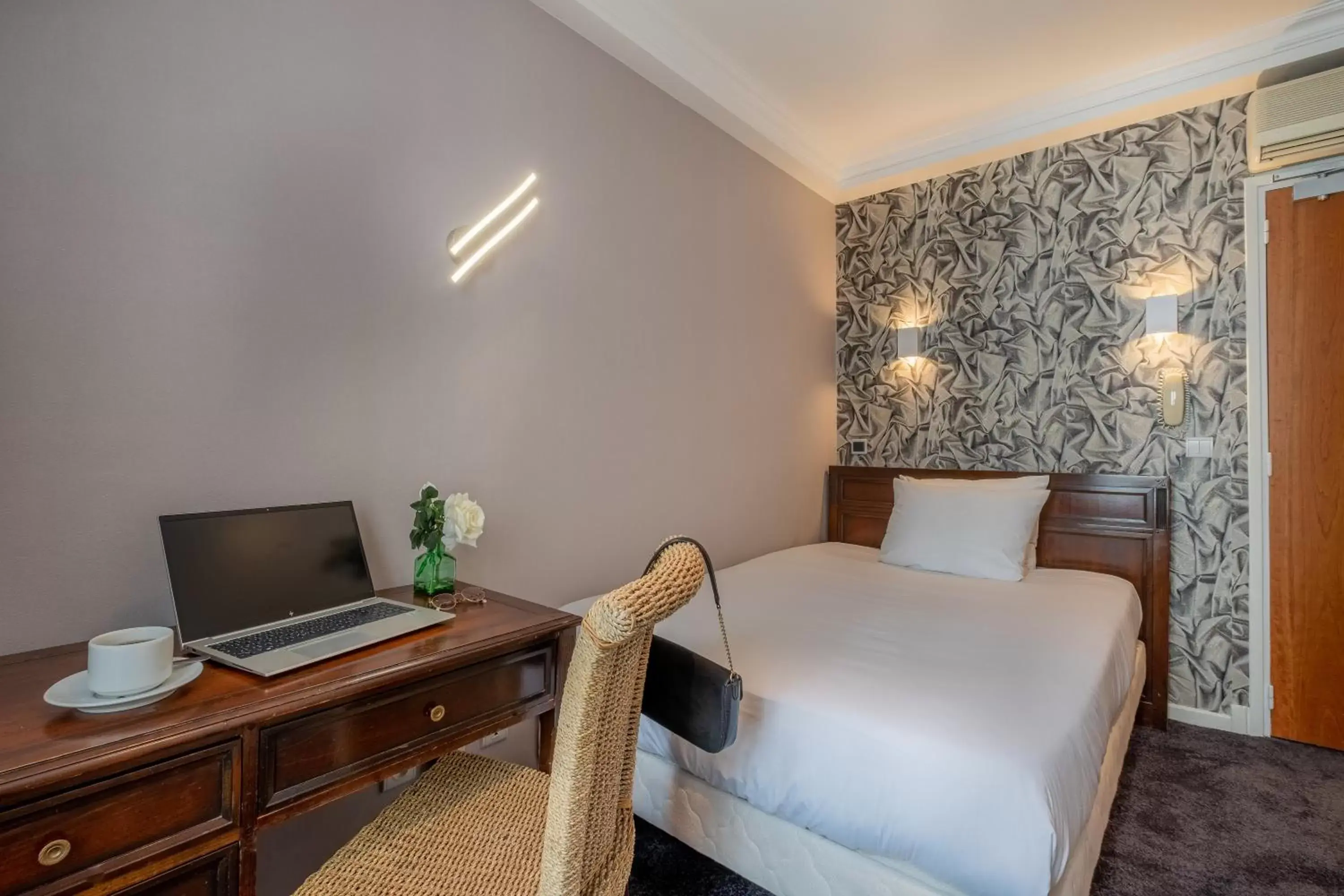 Single Room - single occupancy in Hotel London