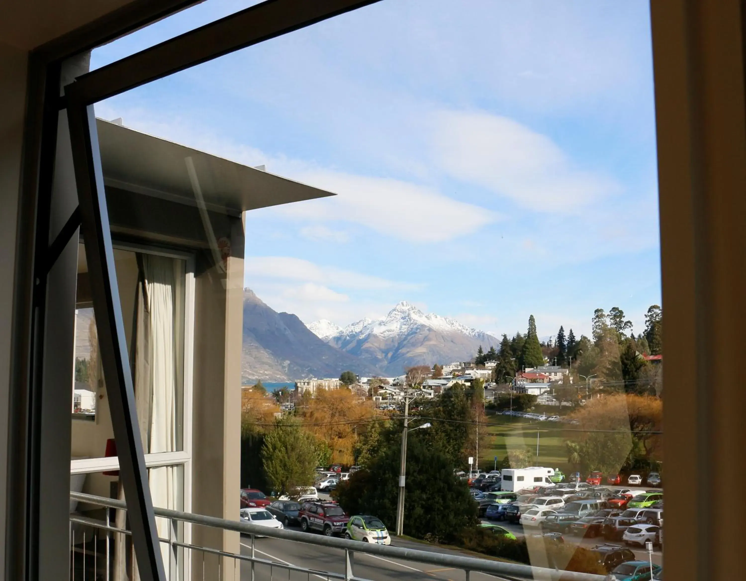 Day, Mountain View in The Whistler Holiday Apartments