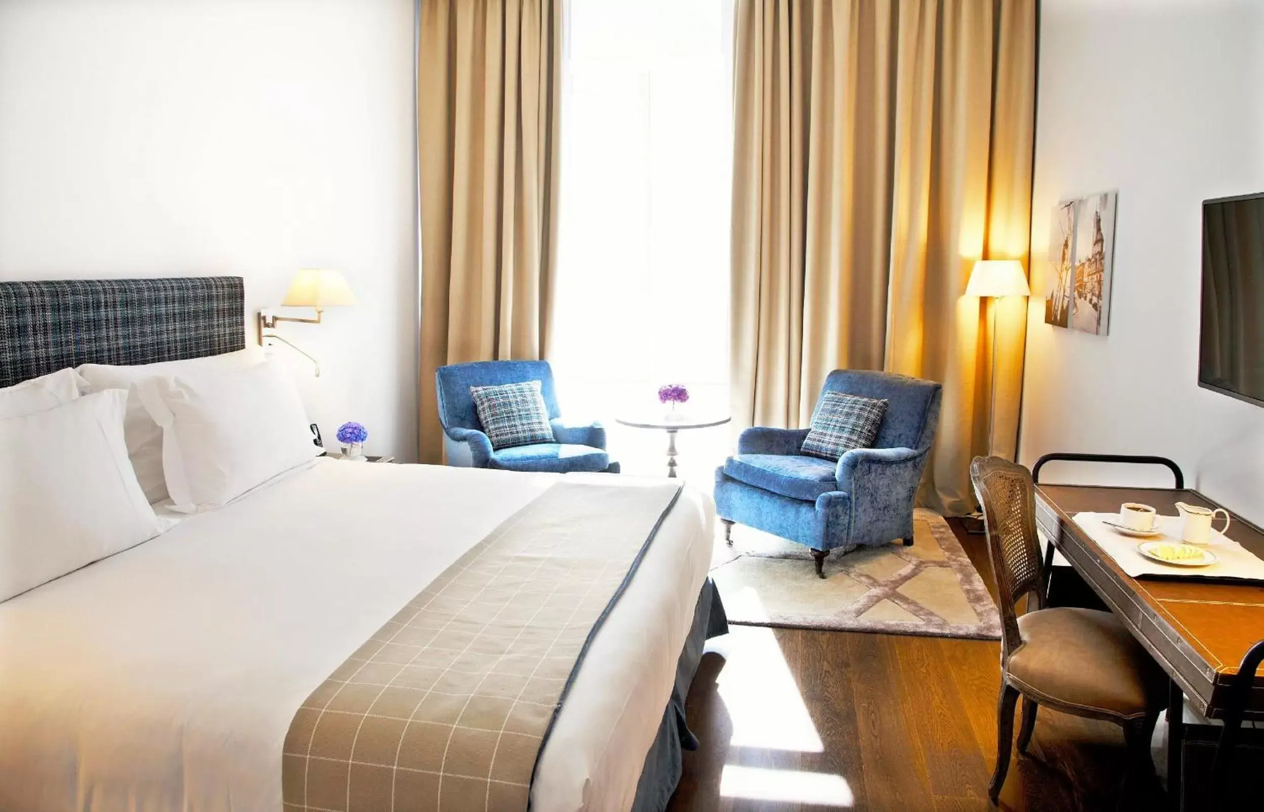 Deluxe Double Room in URSO Hotel & Spa, a Small Luxury Hotel of the World