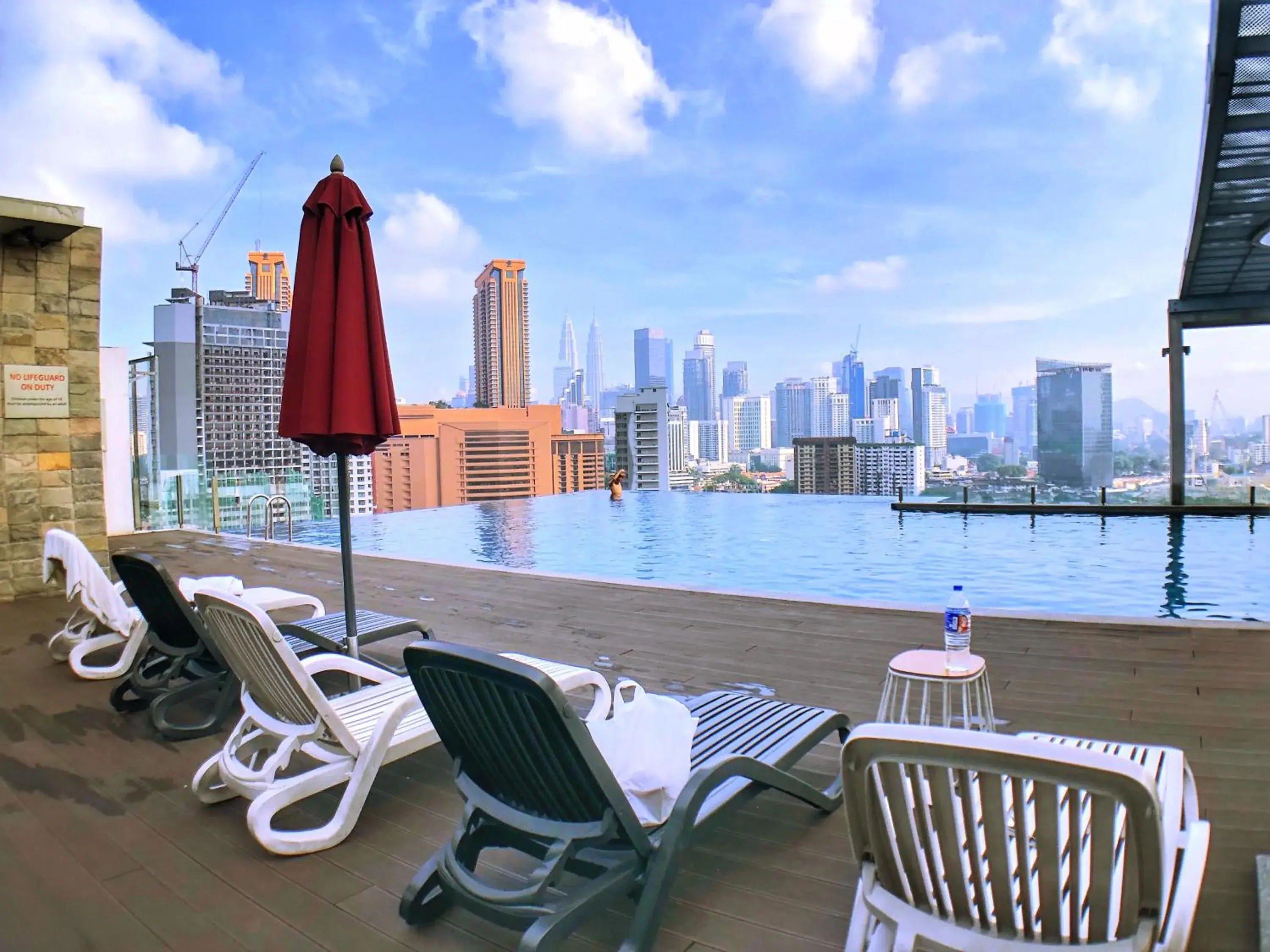 Swimming pool in Greystone D' Majestic Place Swimming pool in Greystone D' Majestic Place