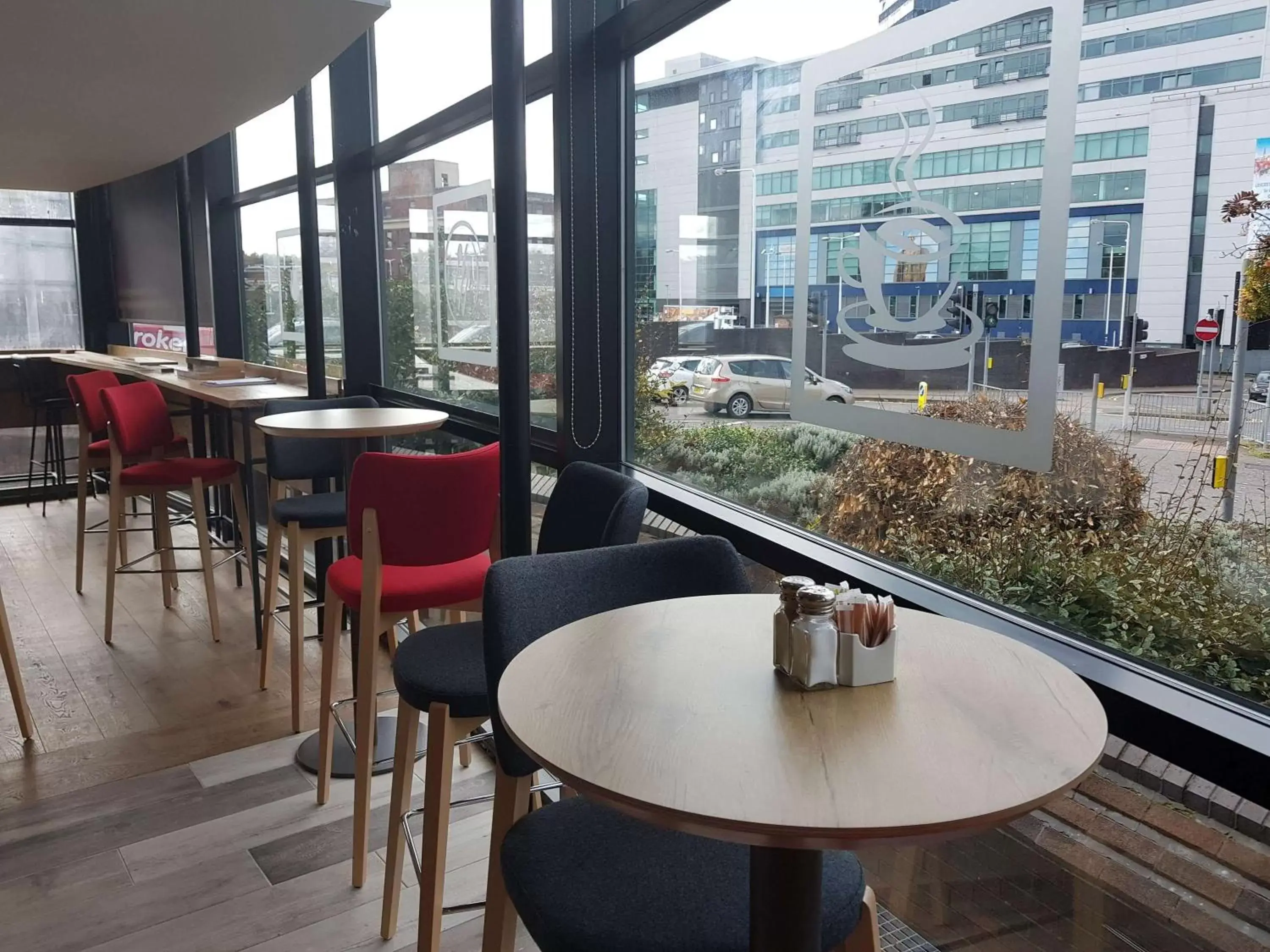 Lounge or bar, Restaurant/Places to Eat in ibis Leicester