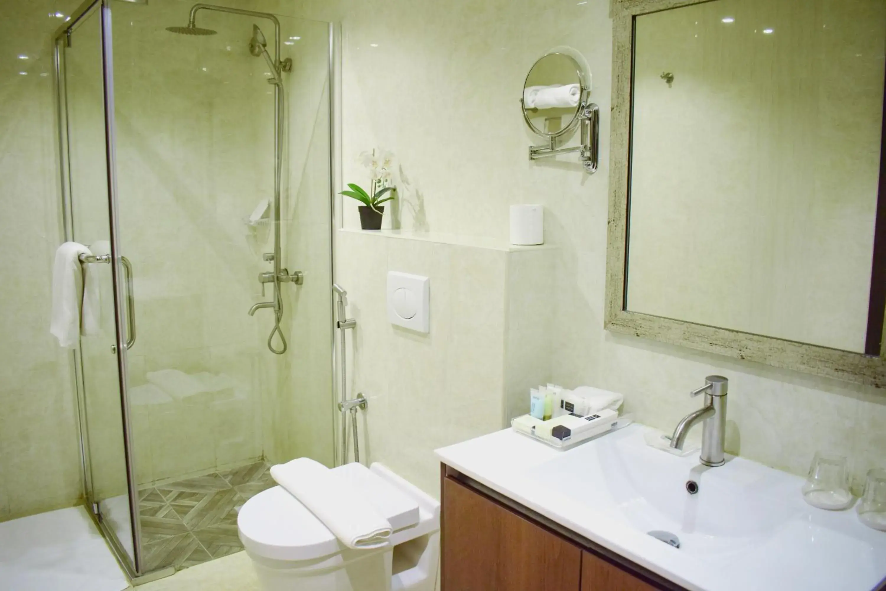 Bathroom in The Secure Inn Hotel Muscat